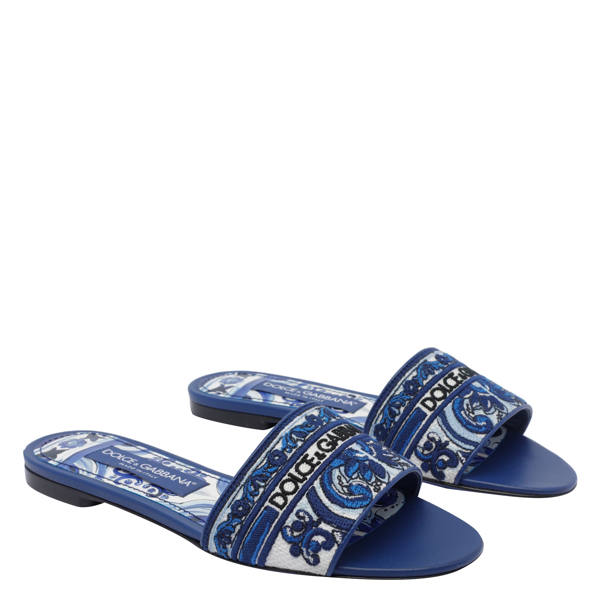 サンダル・ミュール DOLCE & GABBANA SLIDE SANDAL WITH EMBROIDERY Dolce & Gabbana Embroidered Logo Slides | italist