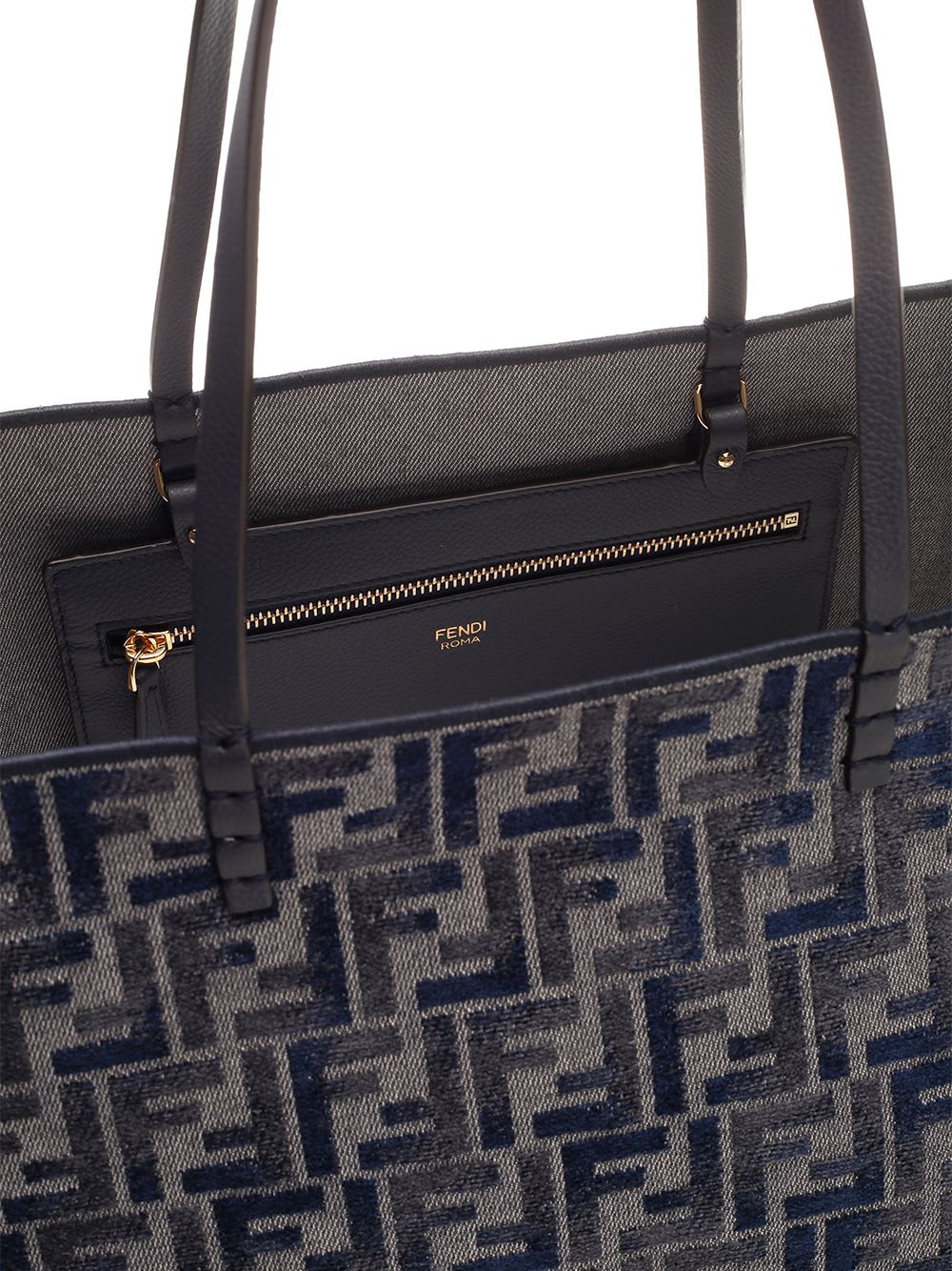 トートバッグ Fendi Embroidered Chenille Large Roll Shopping Bag Fendi Embroidered Chenille Large Roll Shopping Bag in Blue