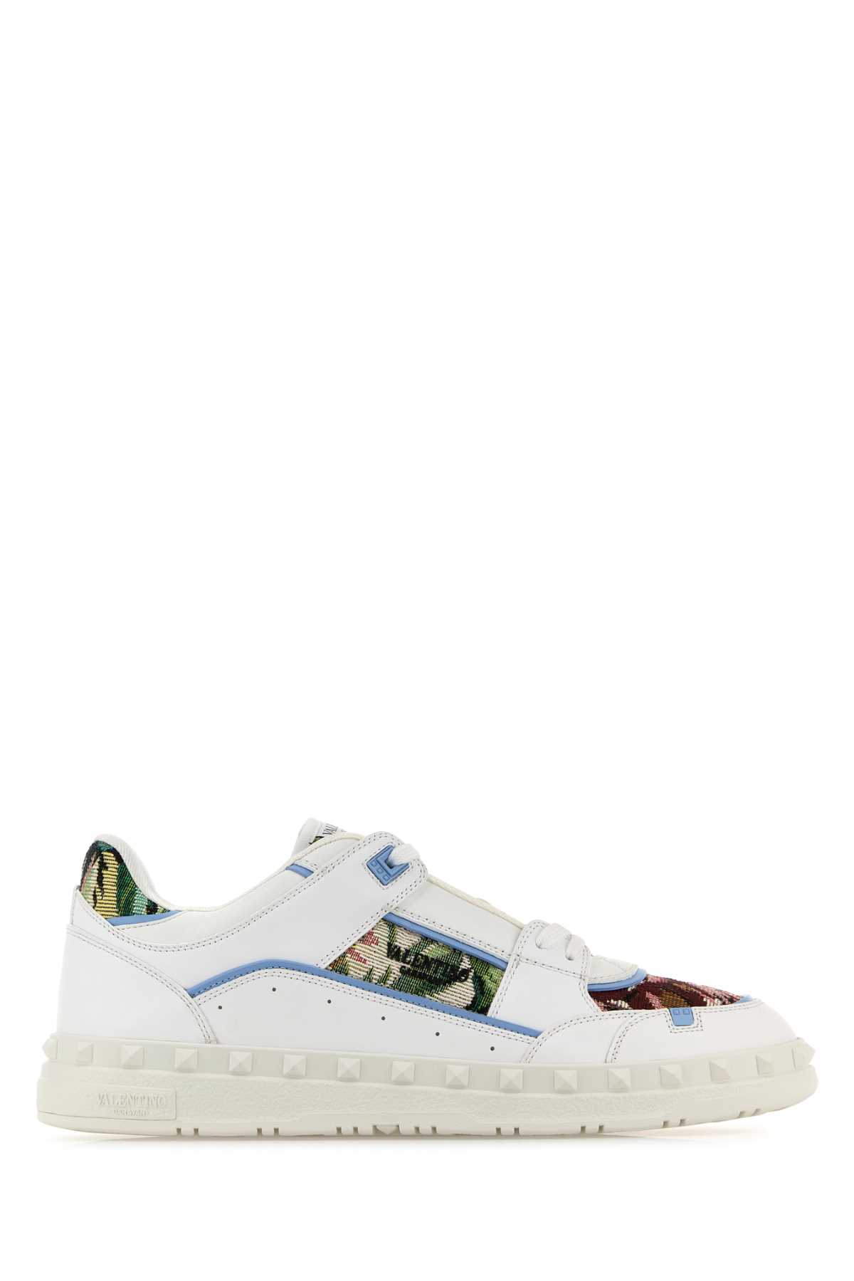 ★VALENTINO GARAVANI WHITE AND BLUE ラウンドトゥ スニーカー Valentino Garavani Two-tone Leather Freedots Sneakers