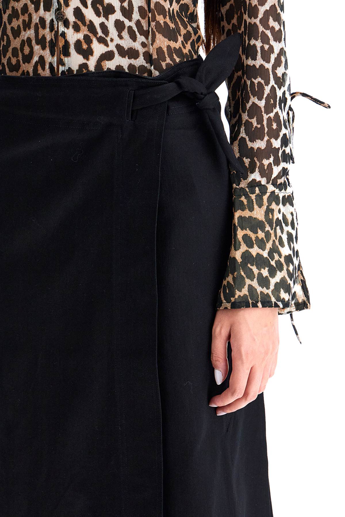 【送料&関税込】Ganni Long Wrap Skirt With Pockets Ganni Long Wrap Skirt With Pockets | italist