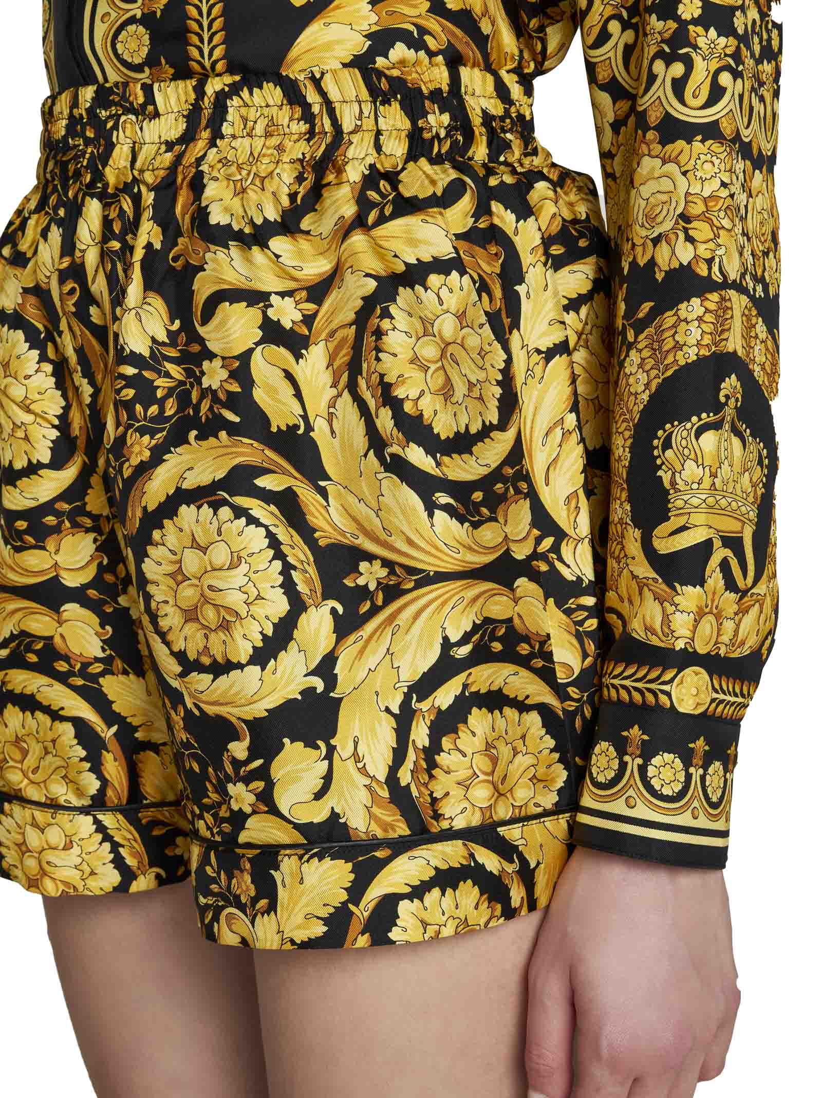 ショートパンツ Versace Silk Twill Pajama-Style Shorts Versace Silk Pajama Shorts | italist