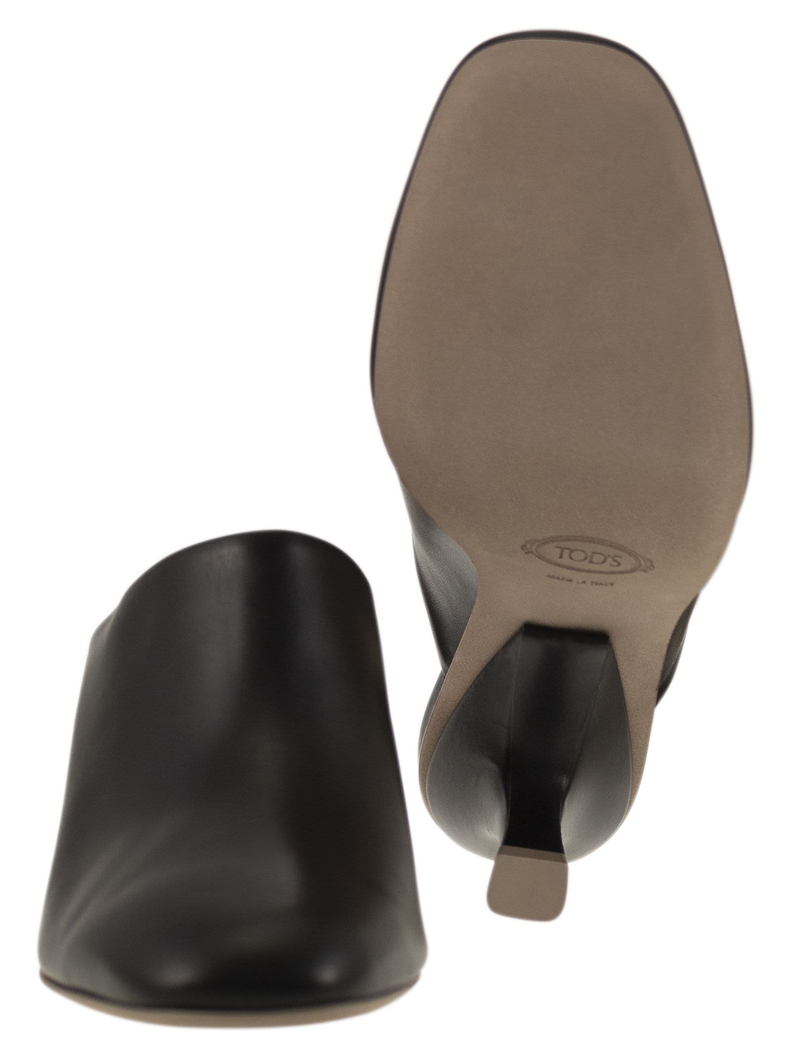 【送料&関税込】Tod's Leather Sabot Tod's Leather Sabot | italist