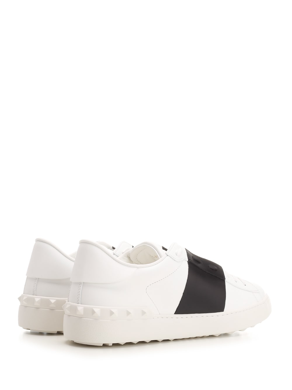【関税&送料込】Valentino Garavani Open Smooth Leather Sneak Valentino Garavani 'open' Sneakers | italist
