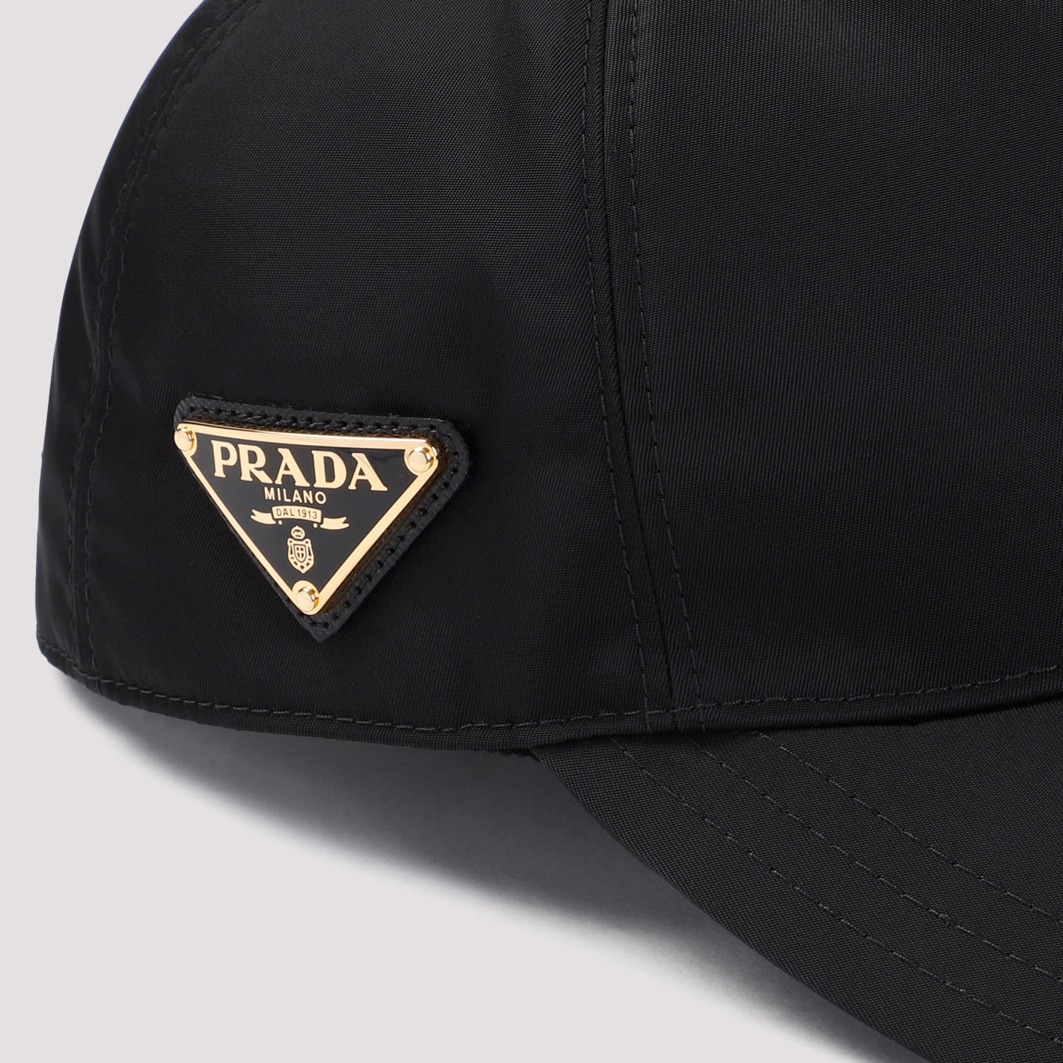 キャップ PRADA\tRE-NYLON BASEBALL CAP\t1HC274\t2CZQ\tF0967\tNERO Prada Re-Nylon Baseball Cap | Saks Fifth Avenue