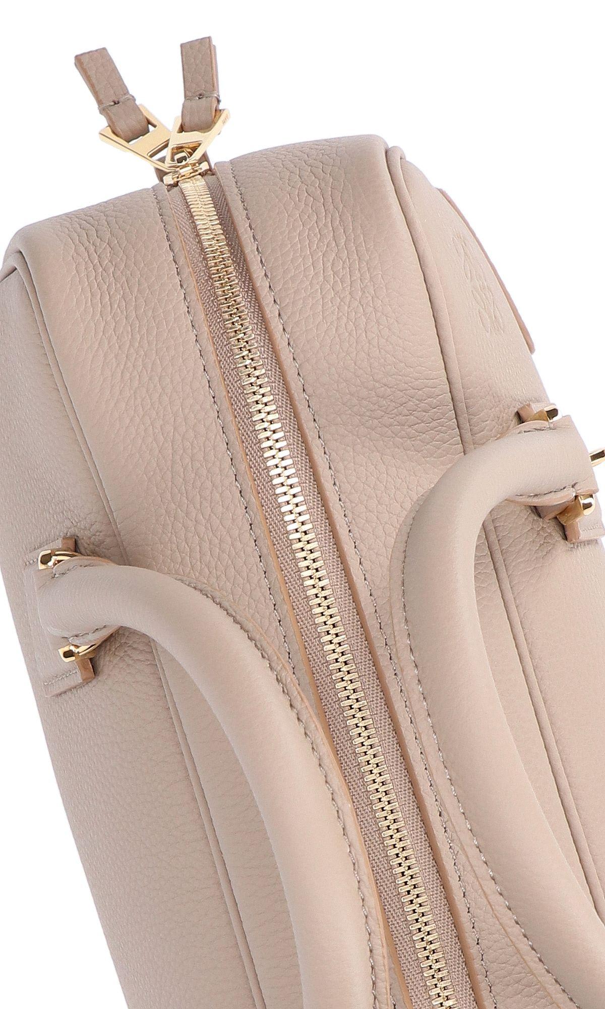 【直営・関税送料込】Amazona 23 cropped b Amazona 23 cropped bag in nappa calfskin Green - LOEWE