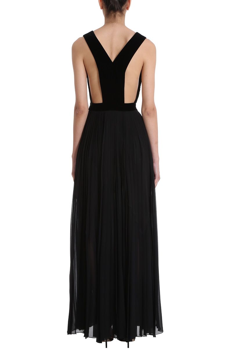 sleeveless black givenchy gown