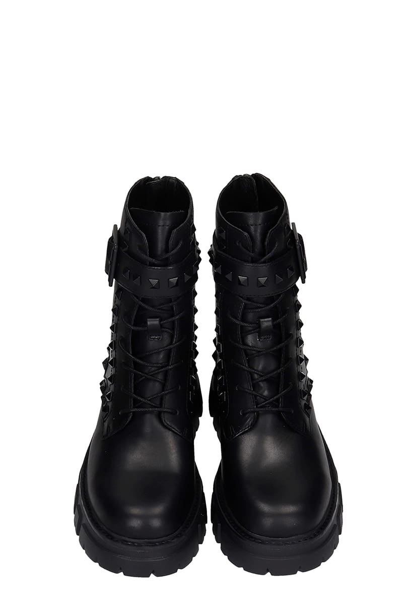 mia morrigan combat boot