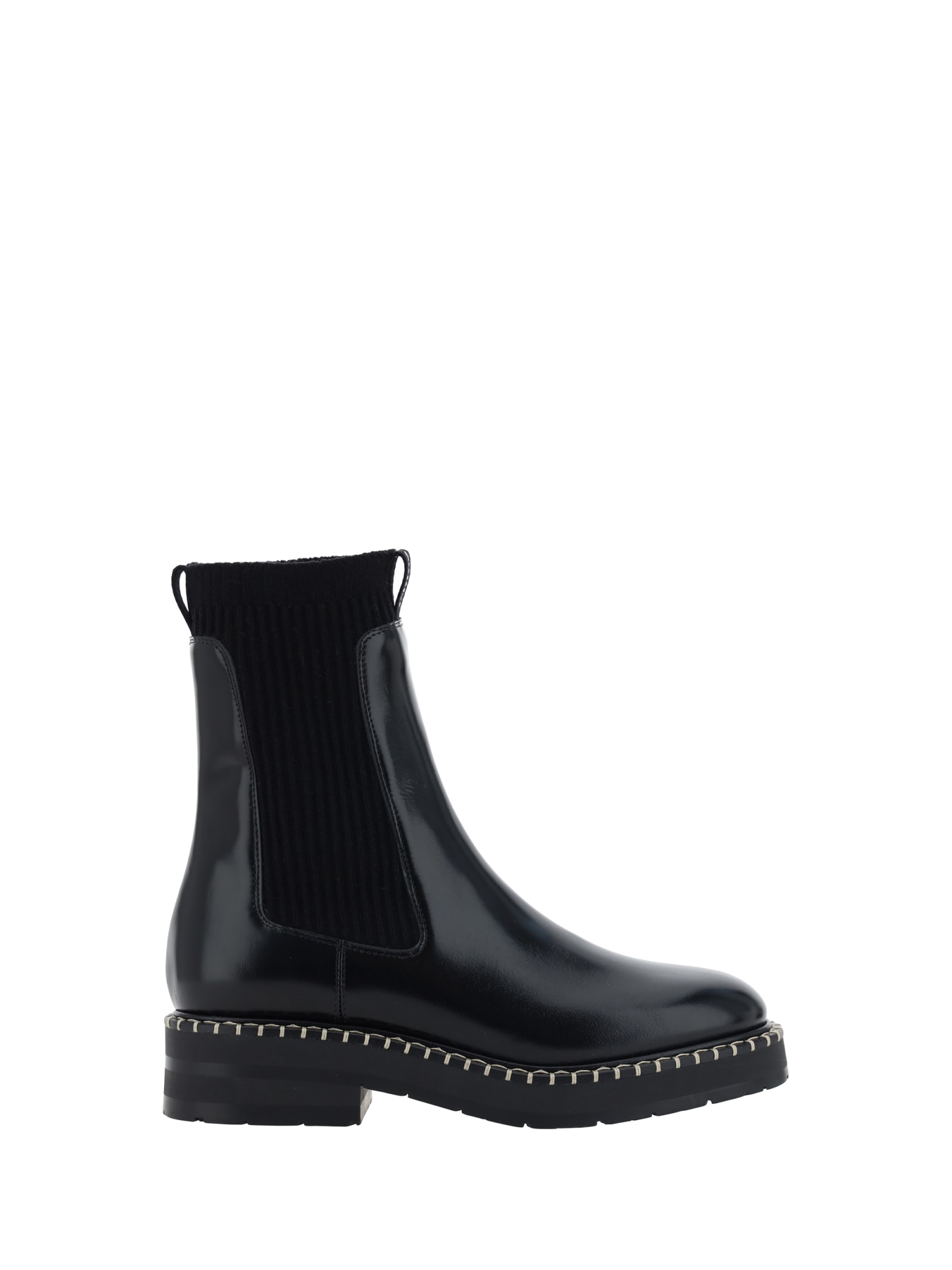 Shop Chloé Glossy Ankle Boots In Black