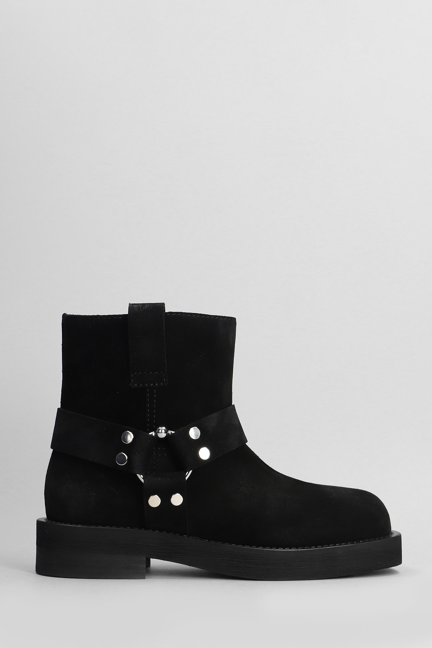 3JUIN Steve 020 Low Heels Ankle Boots In Black Suede