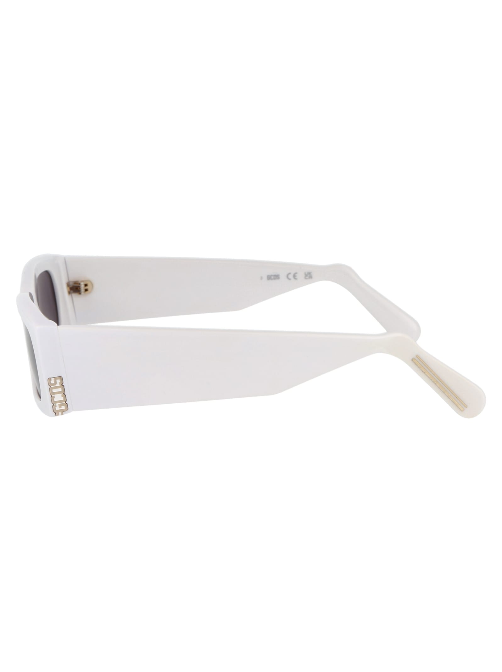 Shop Gcds Gd0020 Sunglasses In 21a White