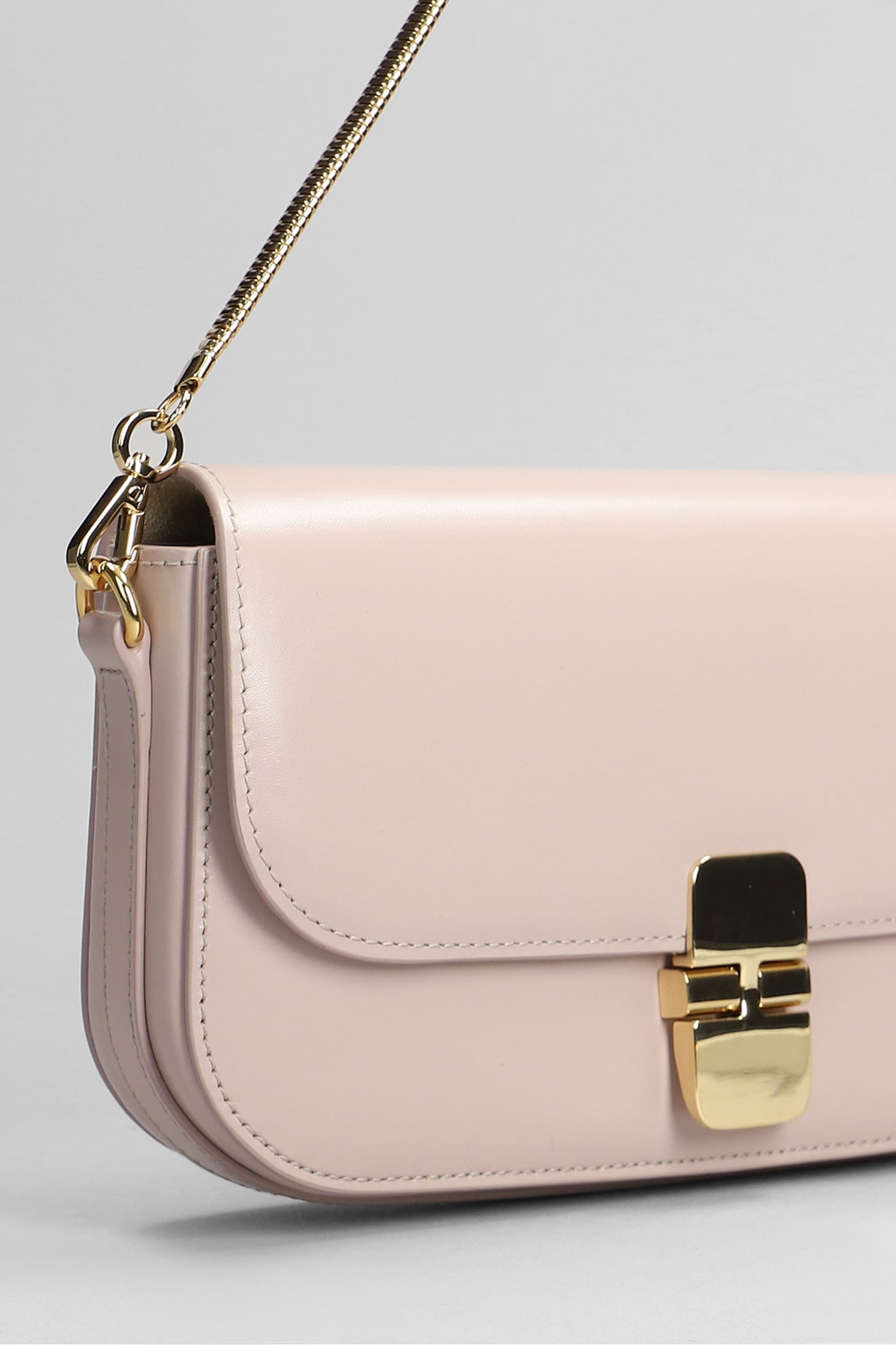 APC CLUTCH GRACE SHOULDER BAG IN ROSE-PINK LEATHER 