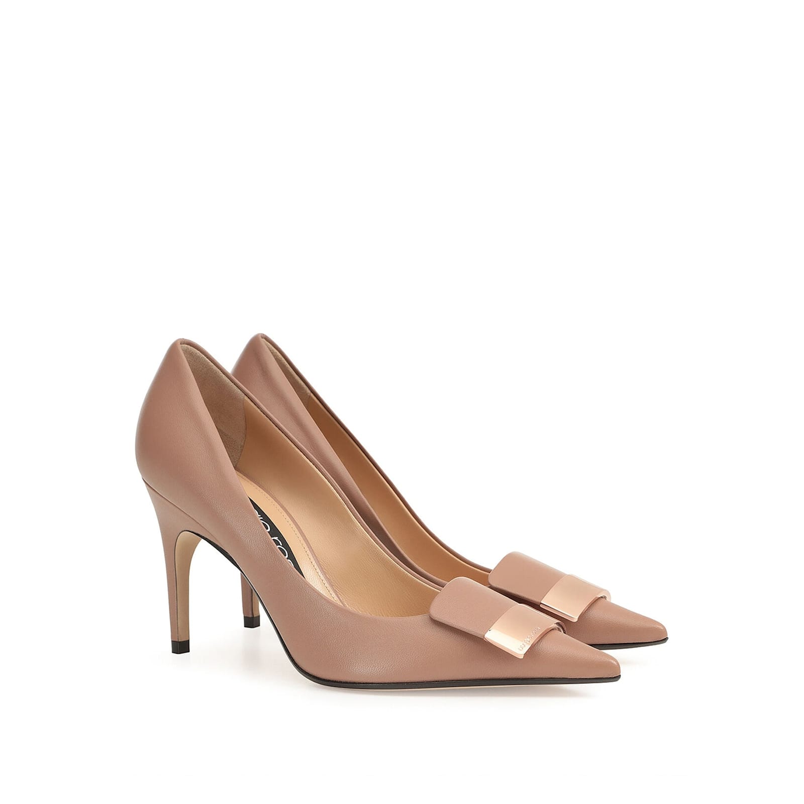 Shop Sergio Rossi Sr1 090 Leather Pumps In Beige