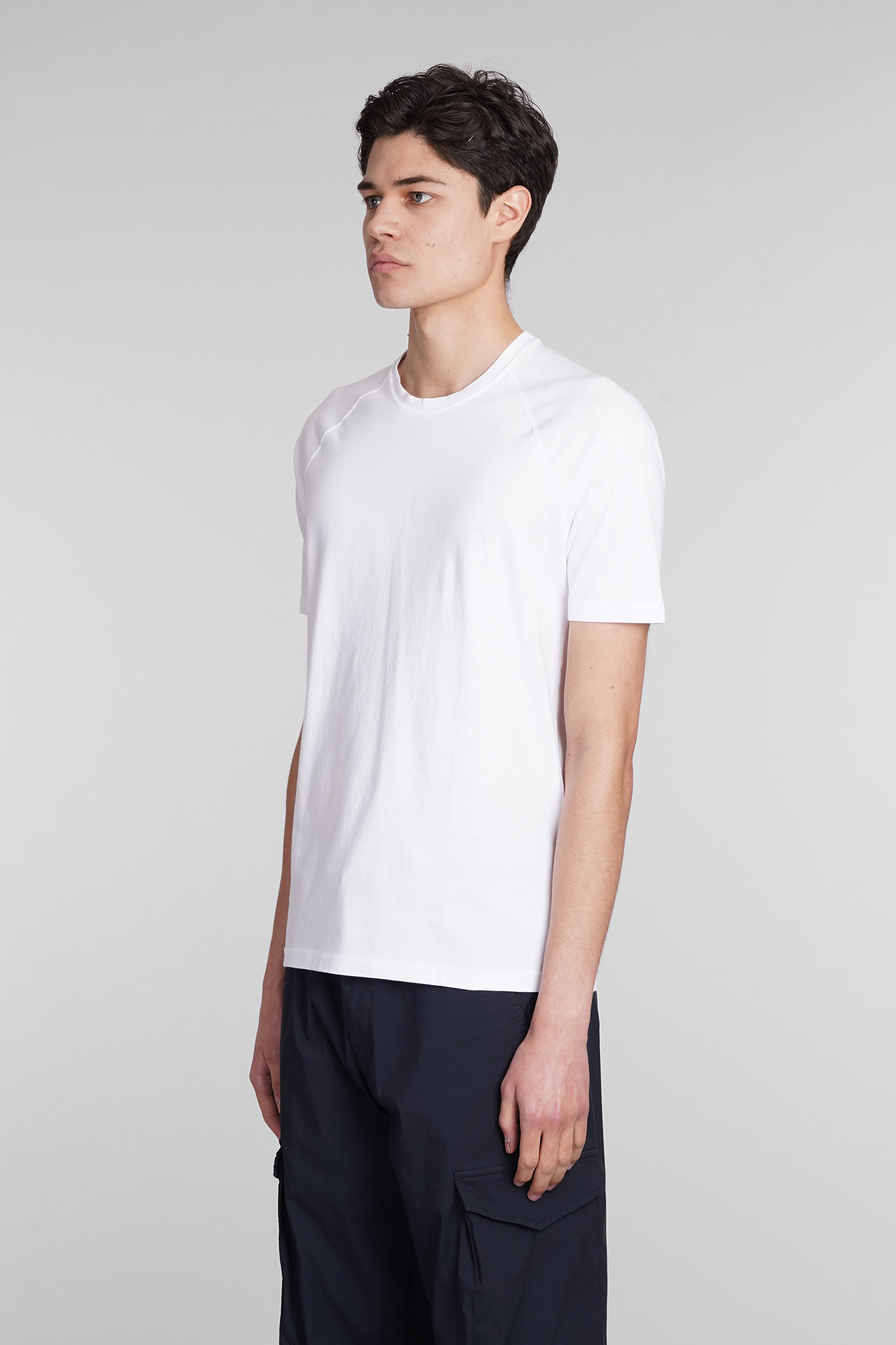 Shop Aspesi T-shirt Ay28 T-shirt In White Cotton