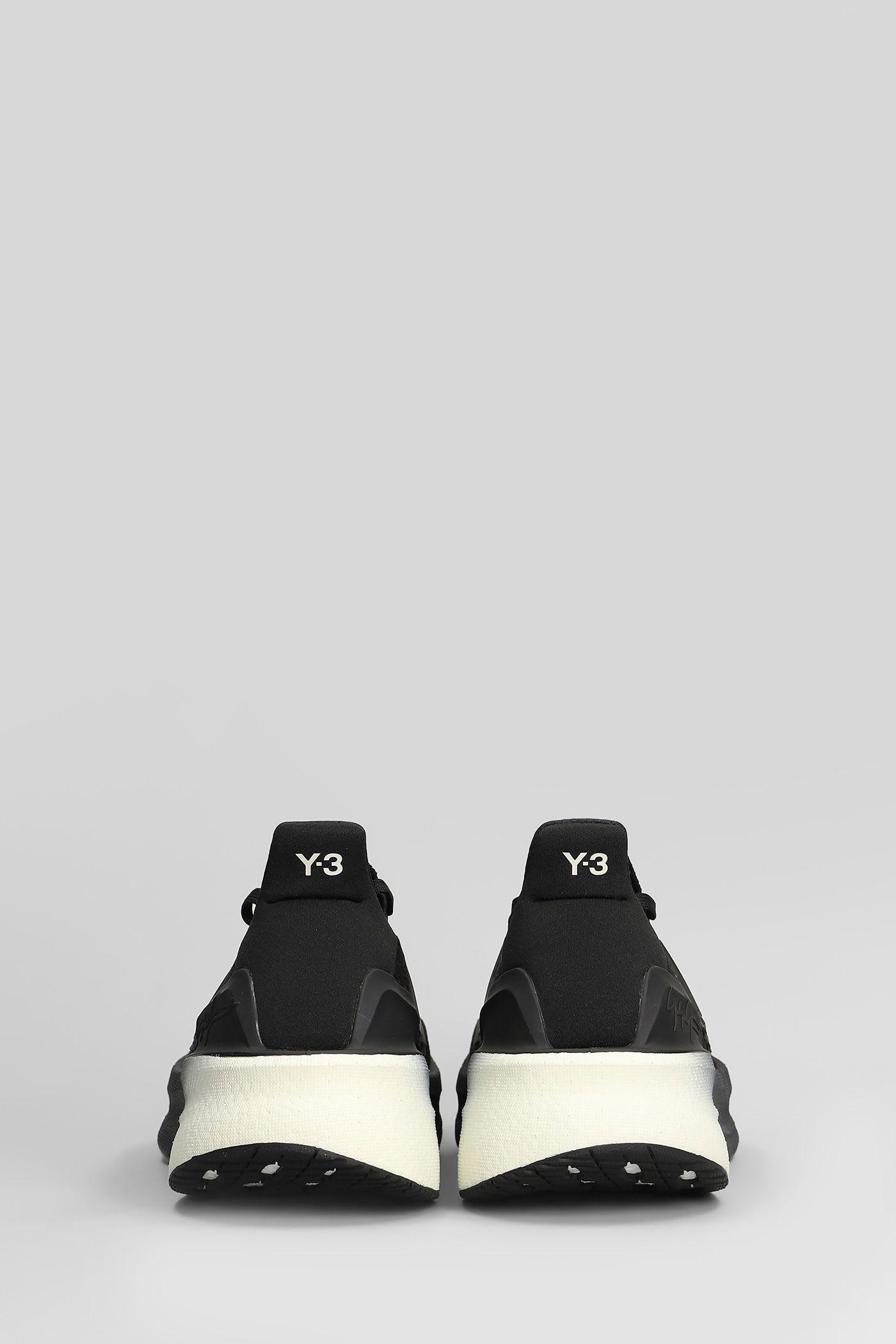 Y-3 Ultraboost 5 Knit Low-top Sneakers In Black