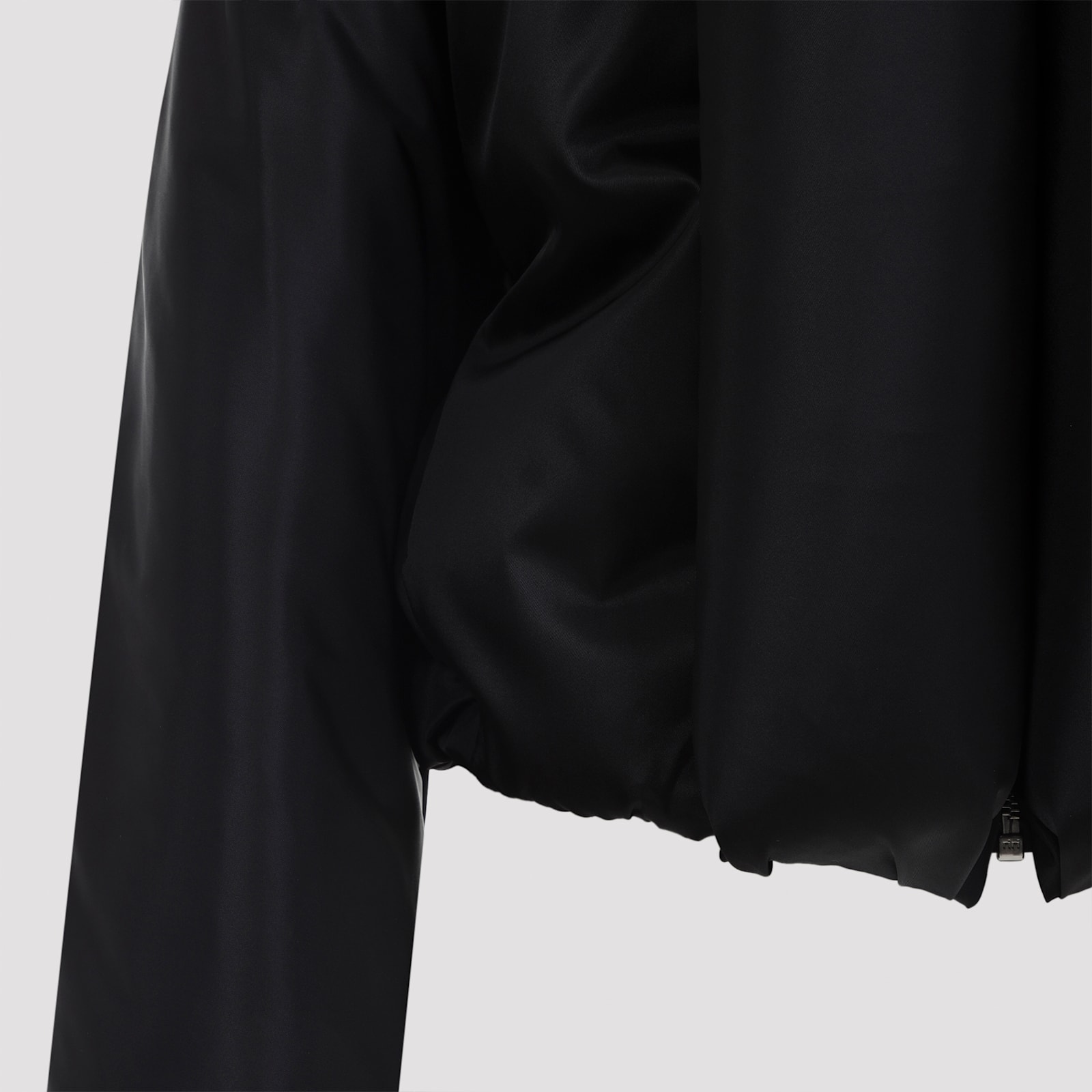 Alaïa Insulated Long Sleeve High Collar Jacket In Black
