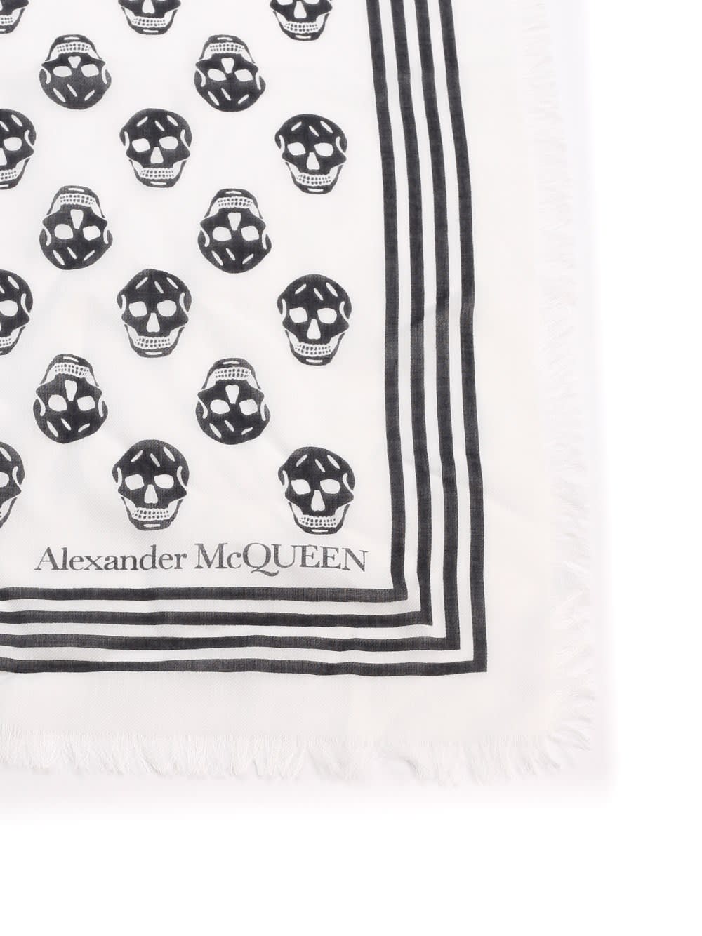 Shop Alexander Mcqueen White Shawl With Skull Print
