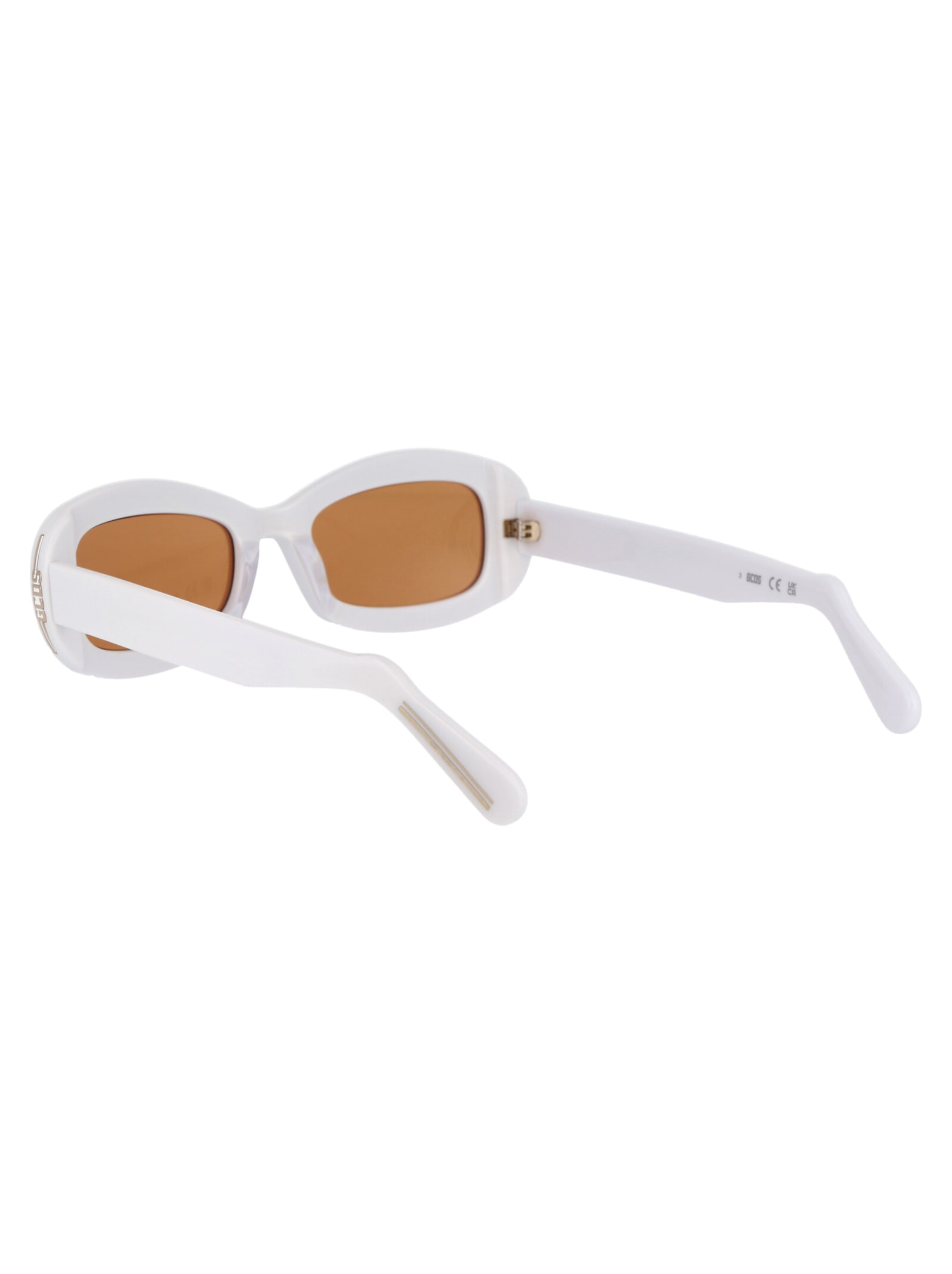 Shop Gcds Gd0027 Sunglasses In 21e Bianco/marrone