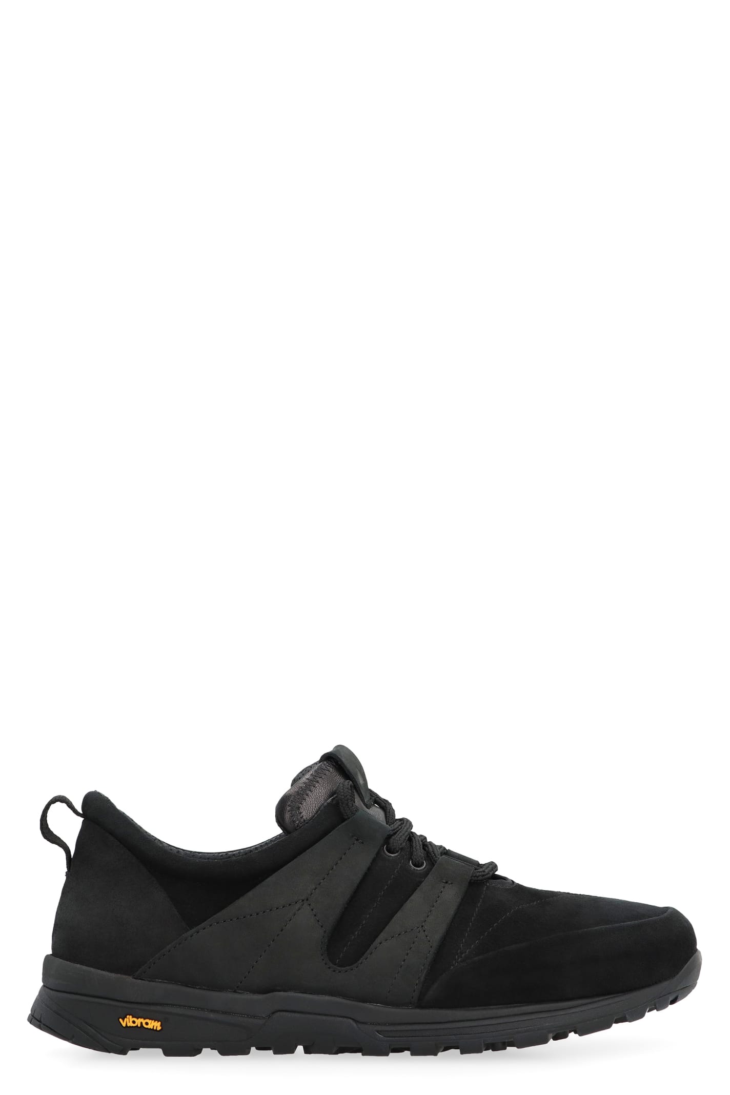 Shop Volta Ct-e Low-top Sneakers In Black