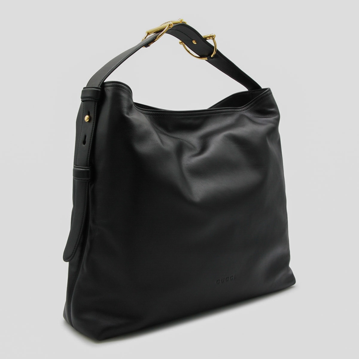 Gucci Black Leather Maxi Horsebit Shoulder Bag In Black