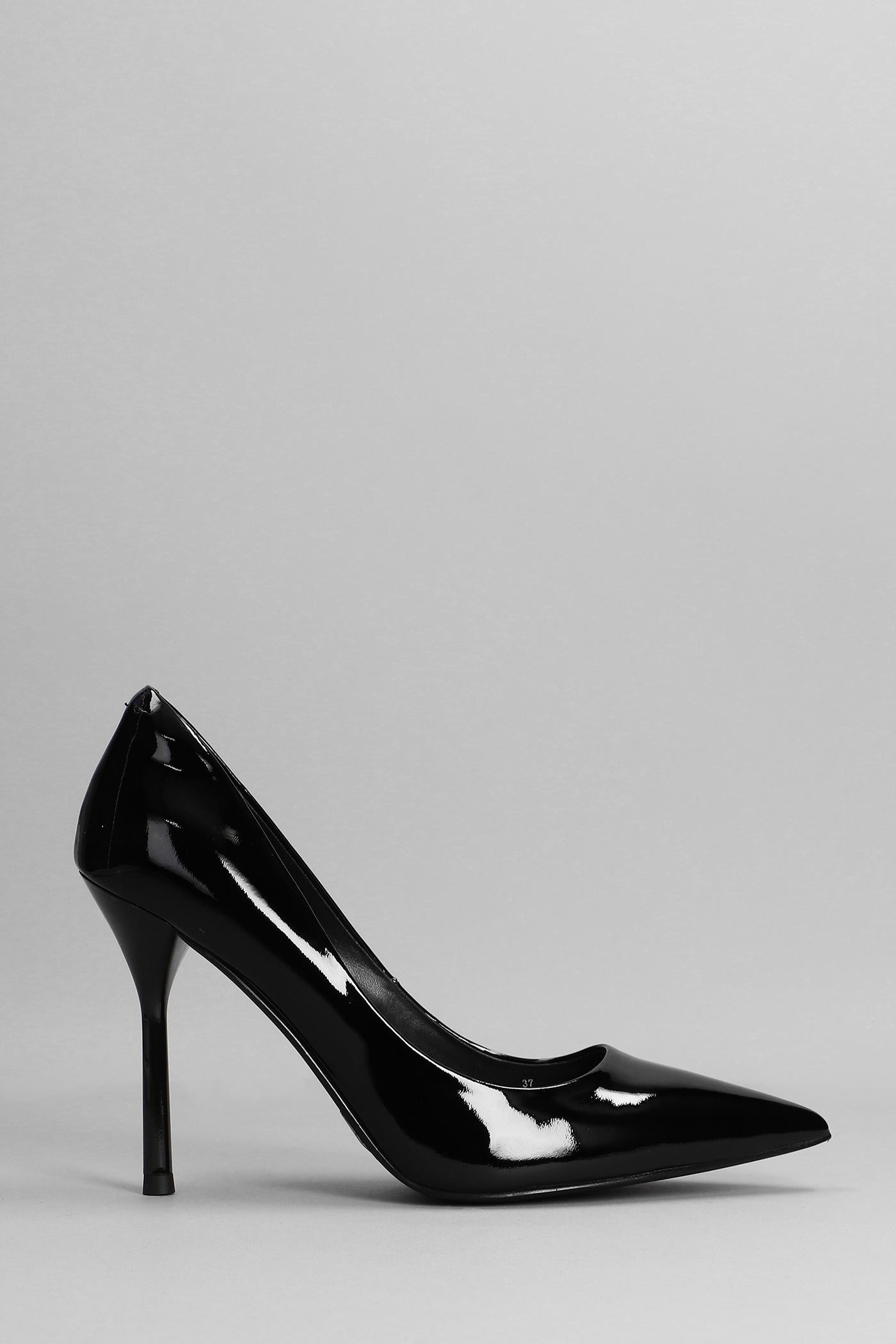 JEFFREY CAMPBELL TRIXY PUMPS IN BLACK PATENT LEATHER