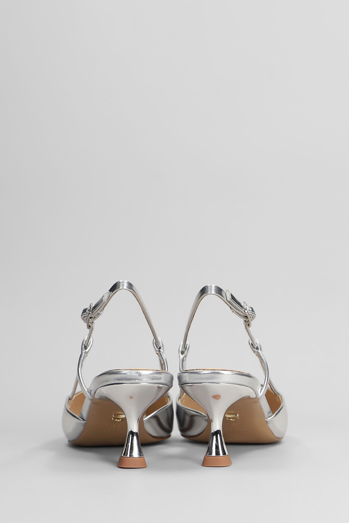 Lola Cruz Carmen 85 Pumps In Silver Leather In Silver