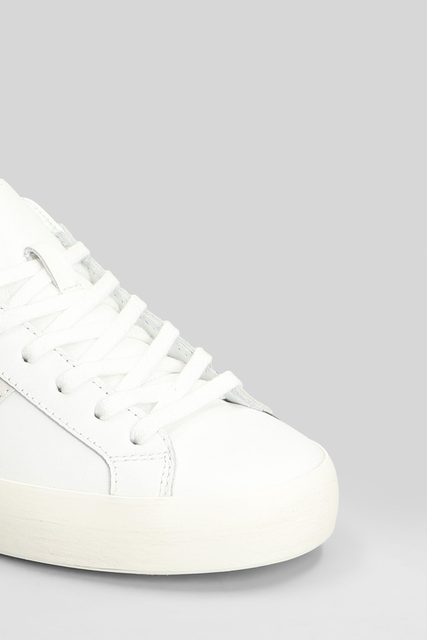 Date Hill Low Calf Sneakers In White Leather In White