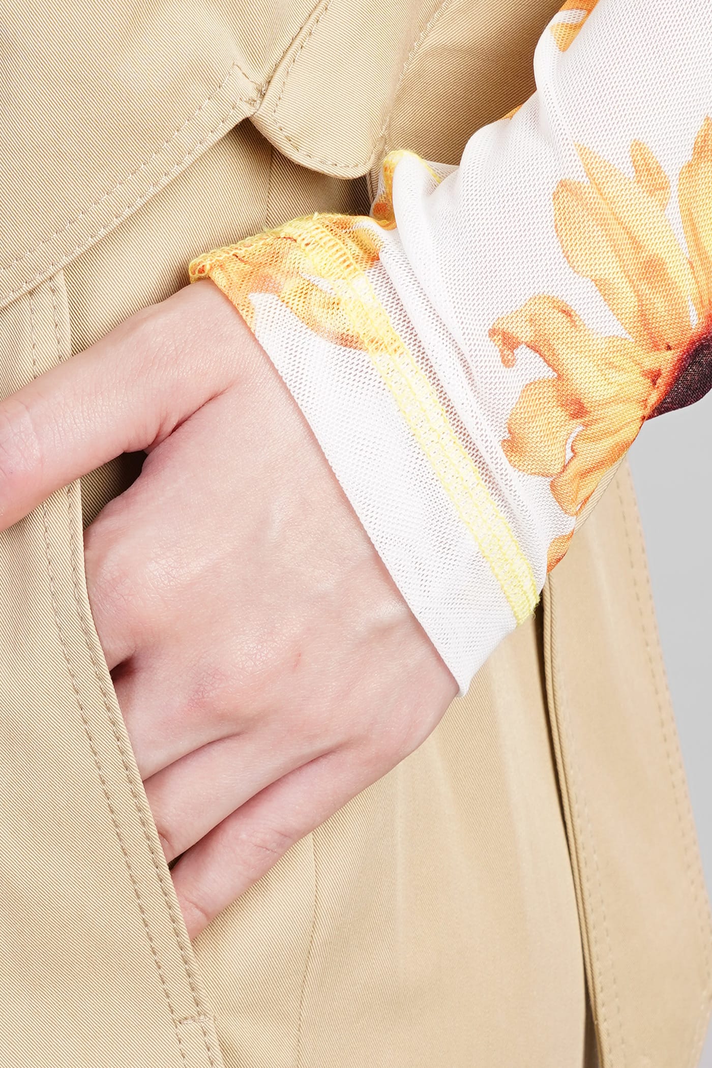 Jw Anderson Beige Fold Over Trench Trousers In Beige