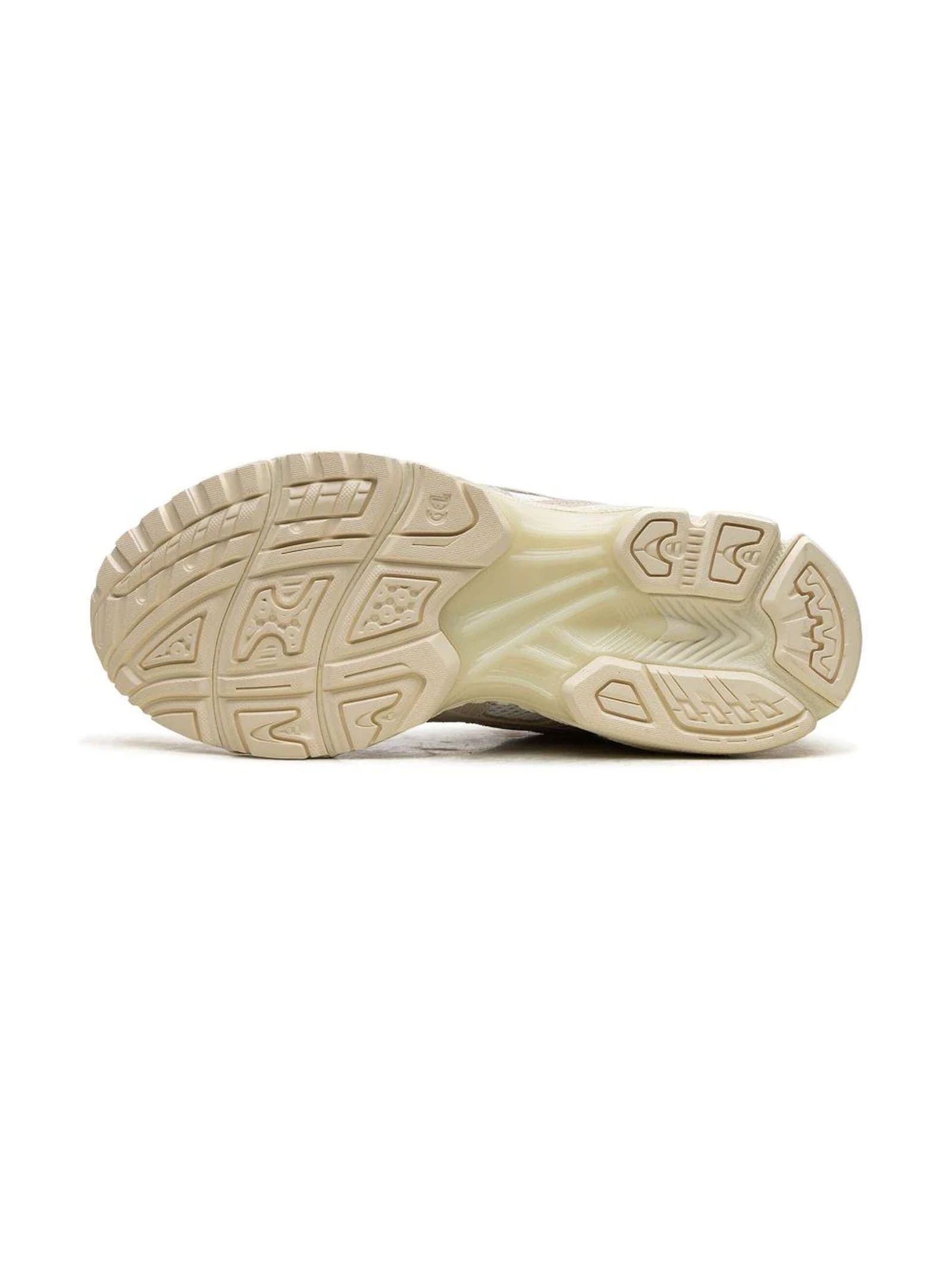 Asics Gel Kayano 14 In Whitesmokegrey