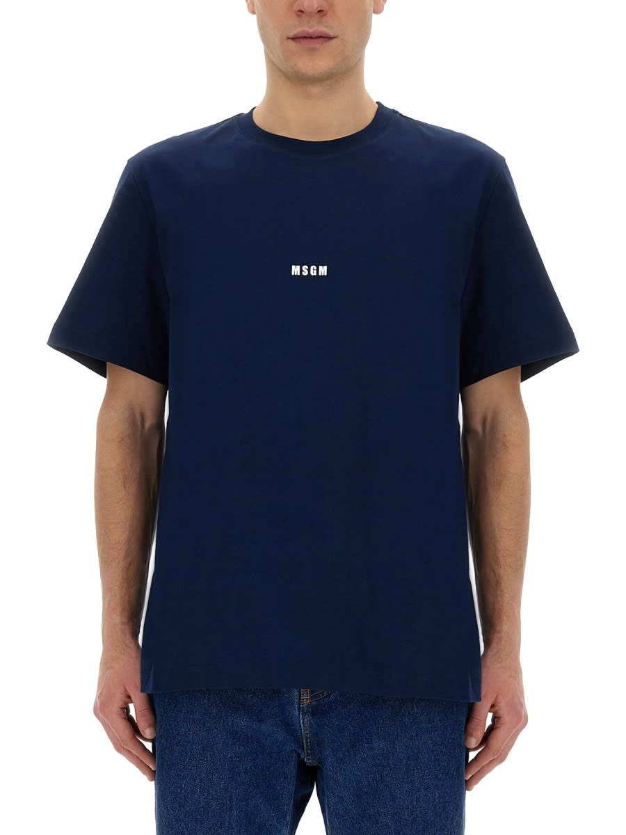 Shop Msgm T-shirt With Logo In Blu Navy