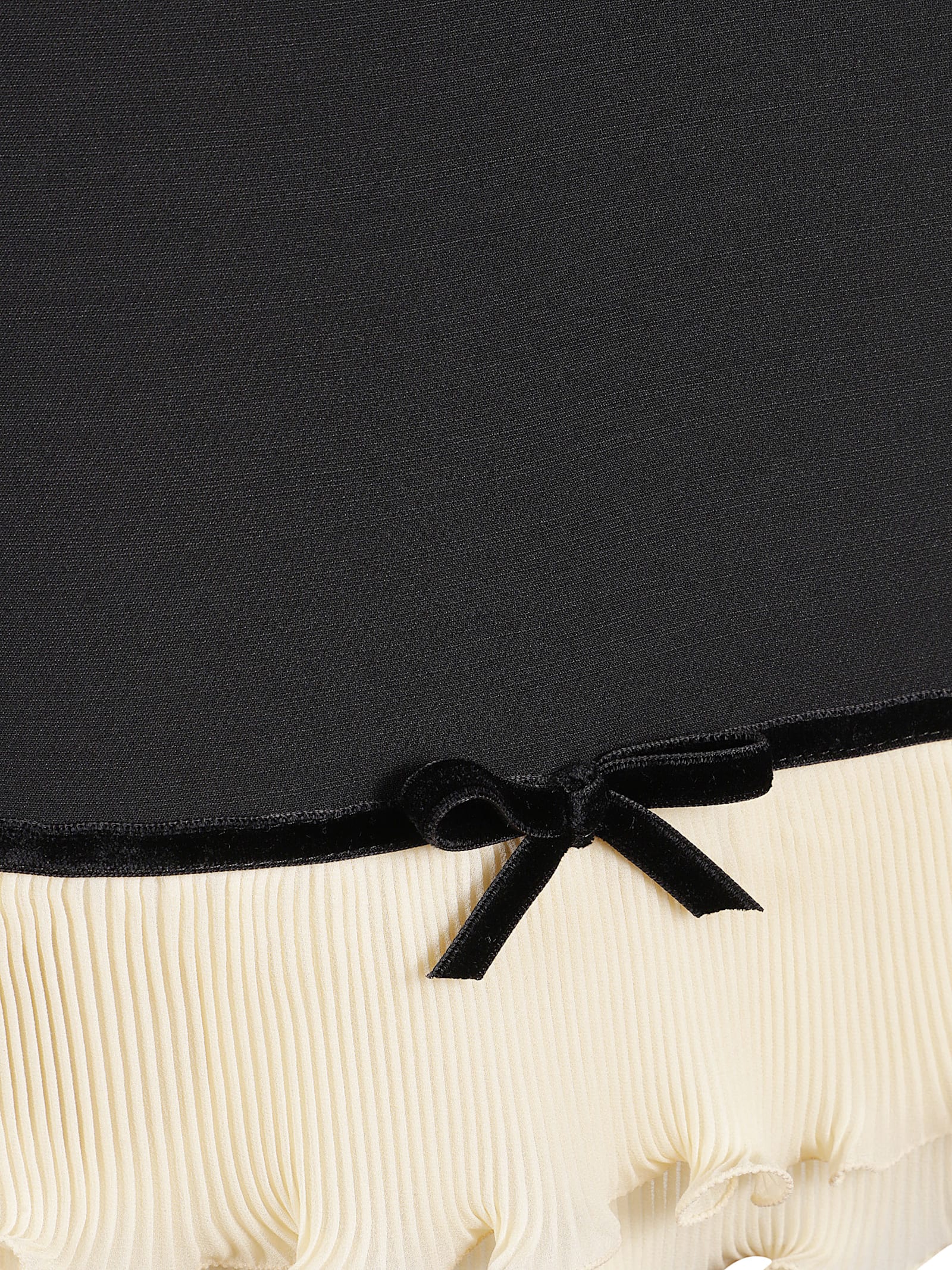 Valentino Solid Crepe Couture Skirt In Black