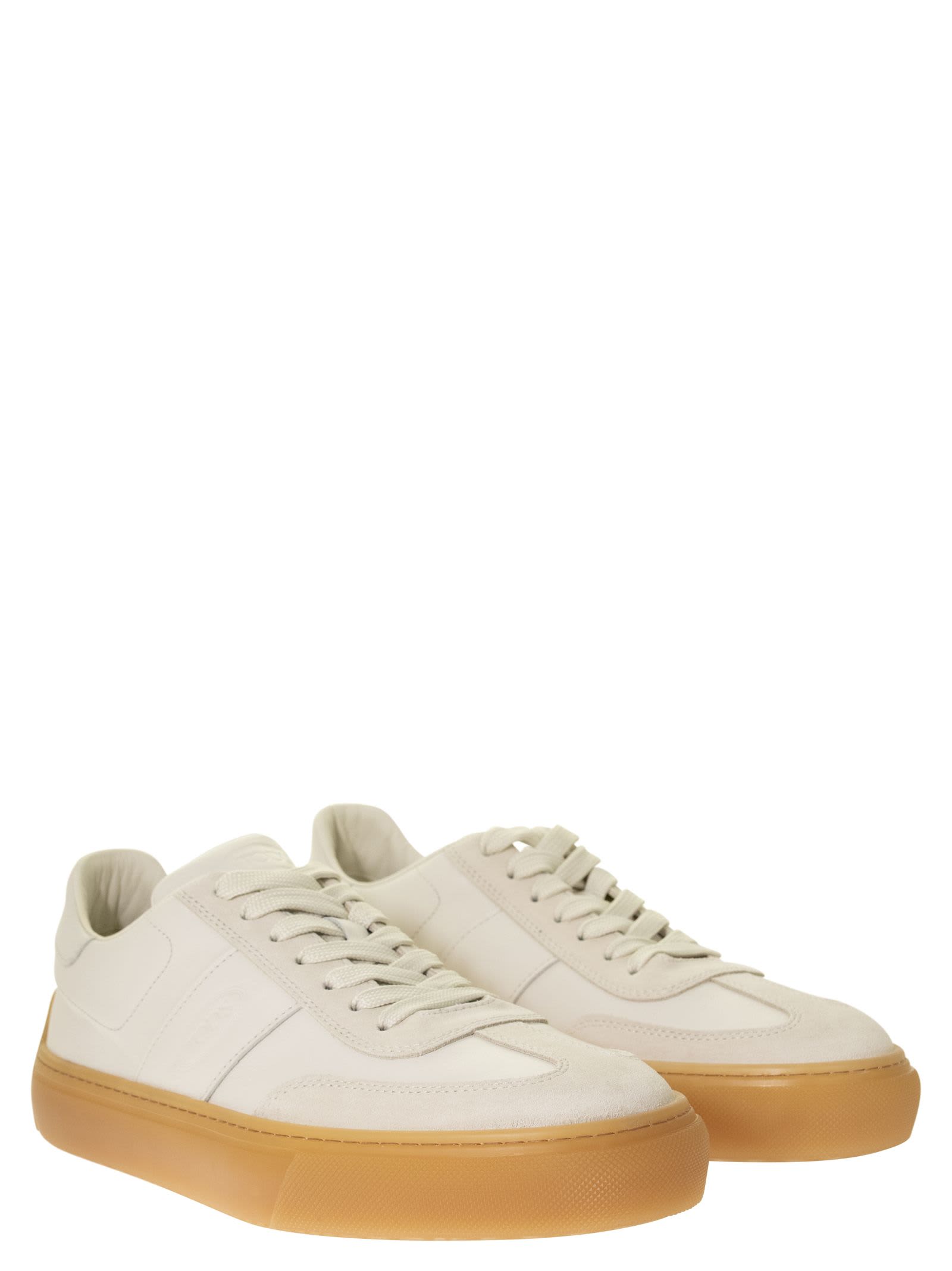 Shop Tod's Sneakers In Pelle In White