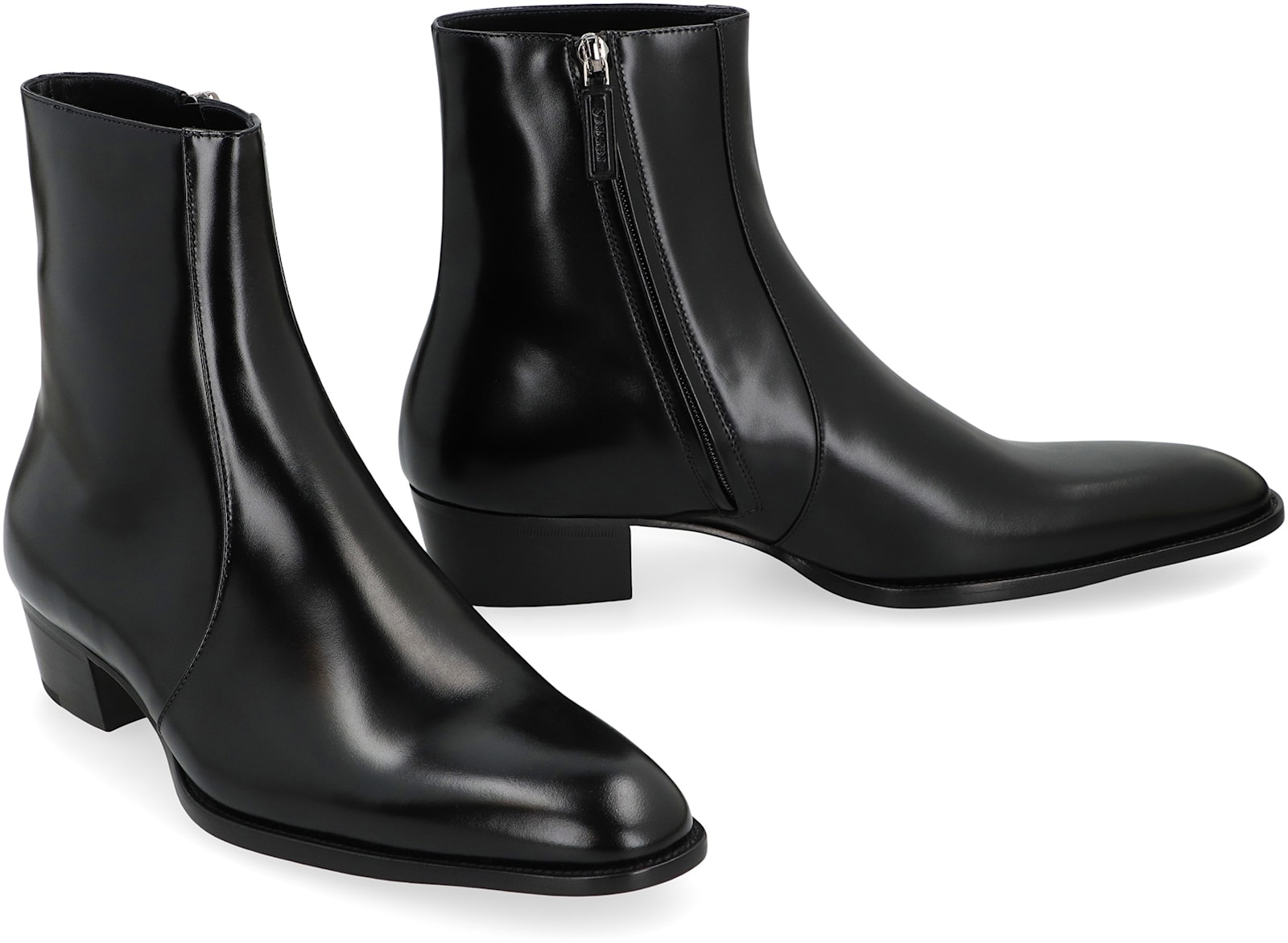 Saint Laurent Smooth Leather Roman Boots In Black