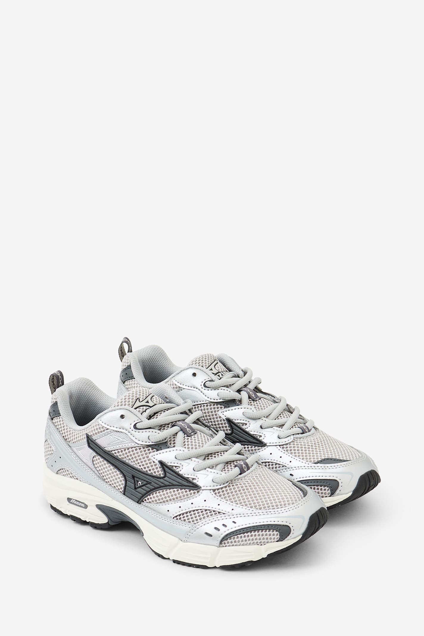 Mizuno Mxr Sneakers In White