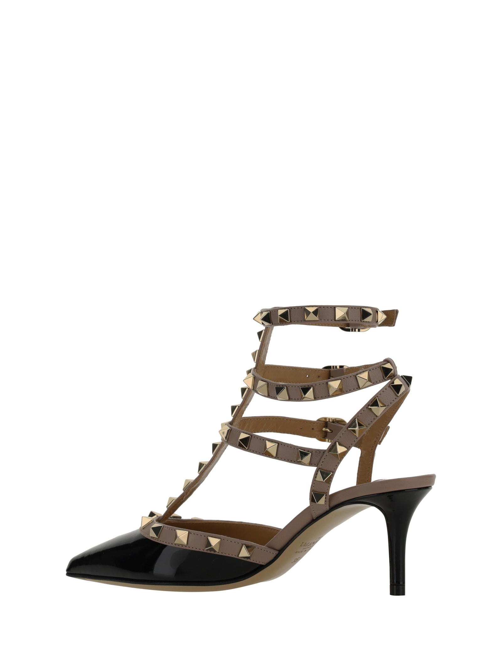 Shop Valentino Garavani Rockstud Pumps In Nero/poudre