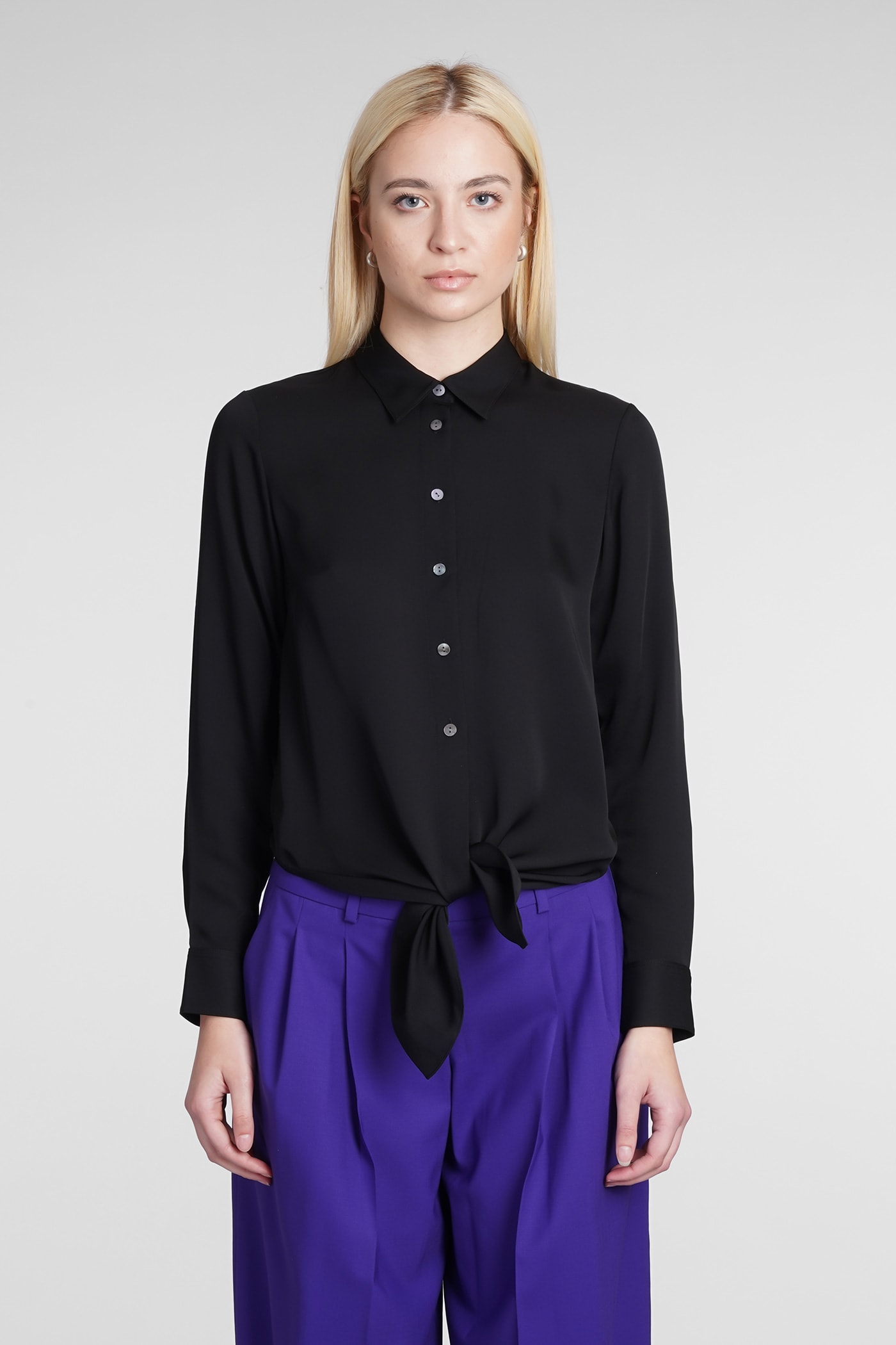 Theory Long-sleeve Knotted Silk Shirt In Black