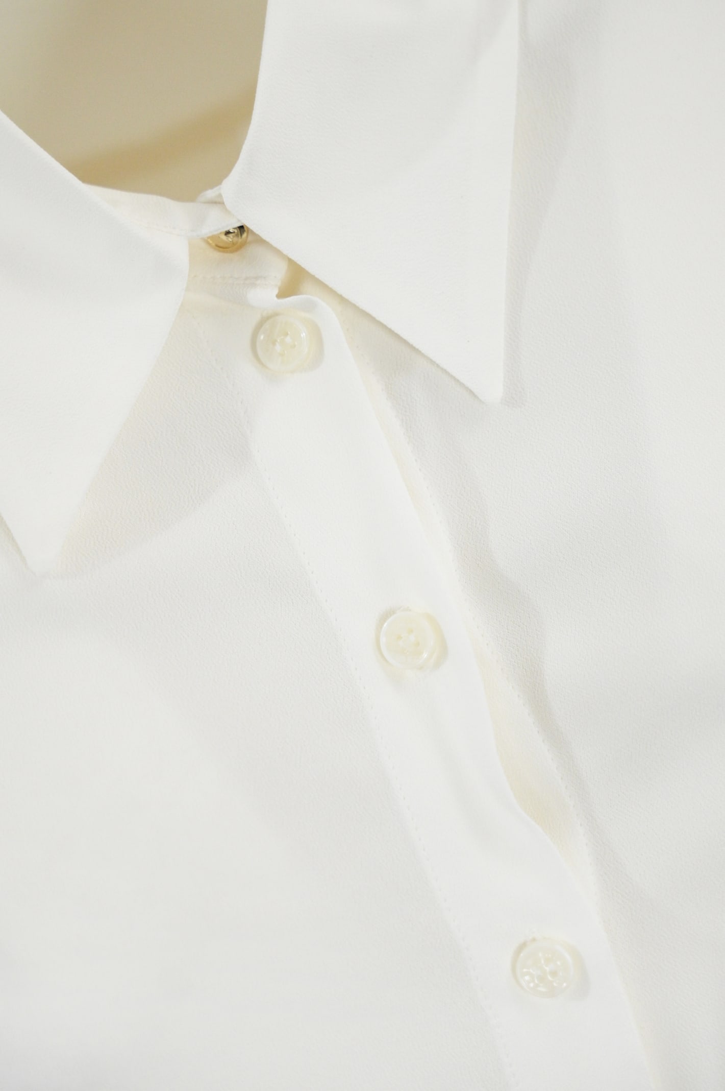 Shop Patrizia Pepe Viscose Crepe Shirt In Bianco