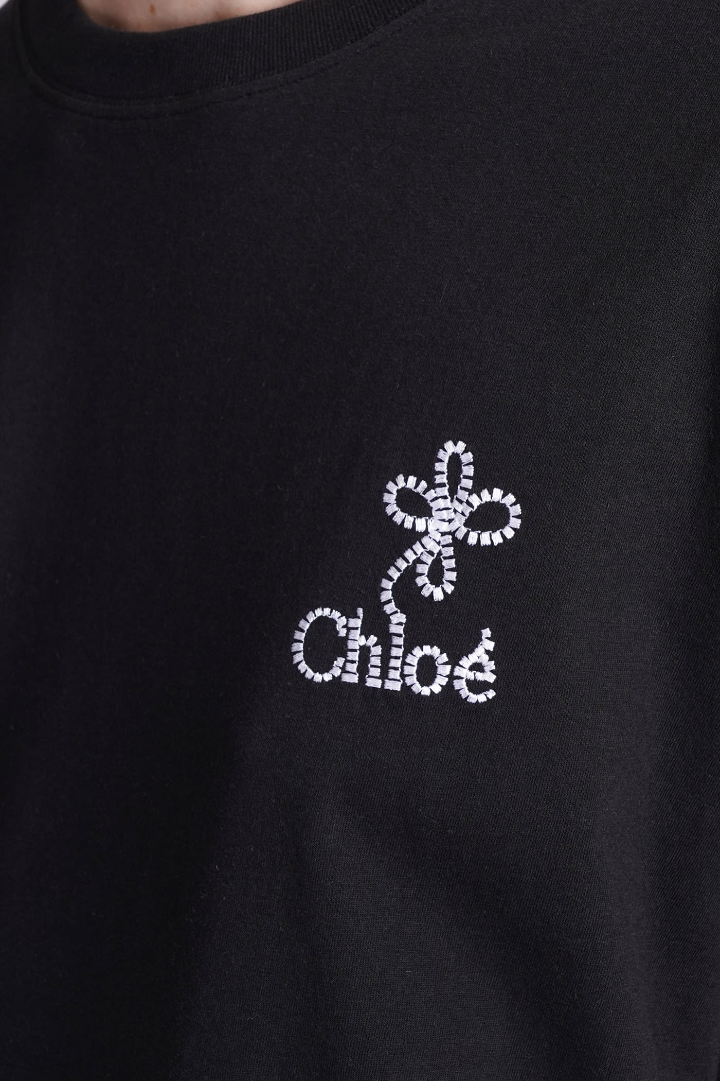 Shop Chloé T-shirt In Black Cotton