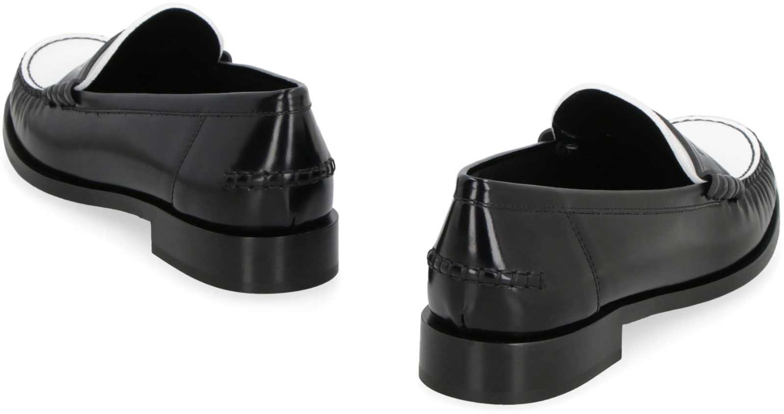 Ferragamo Irina Moccasins In Brushed Leather In Black