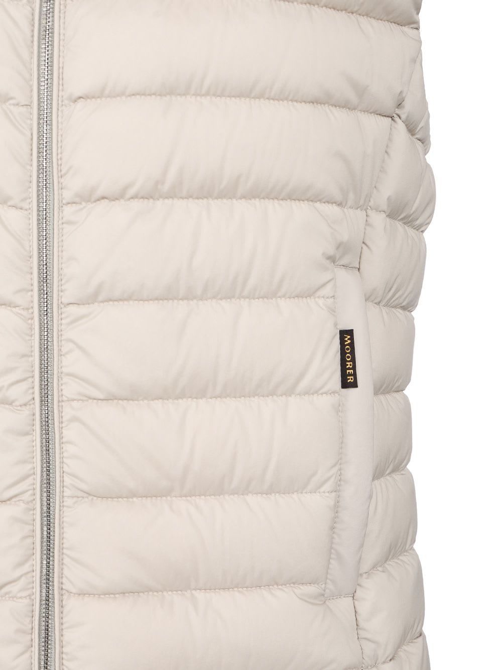 Moorer Quilted High Collar Sleeveless Jacket With Pockets In Beige