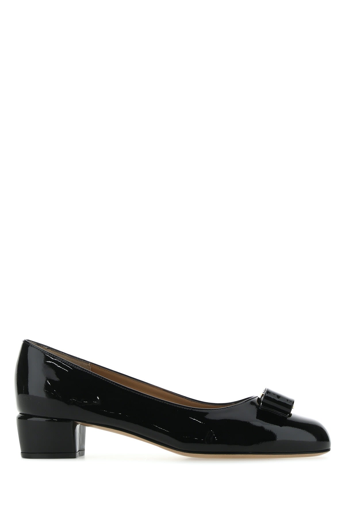 Shop Ferragamo Ballerine Vara In Nero