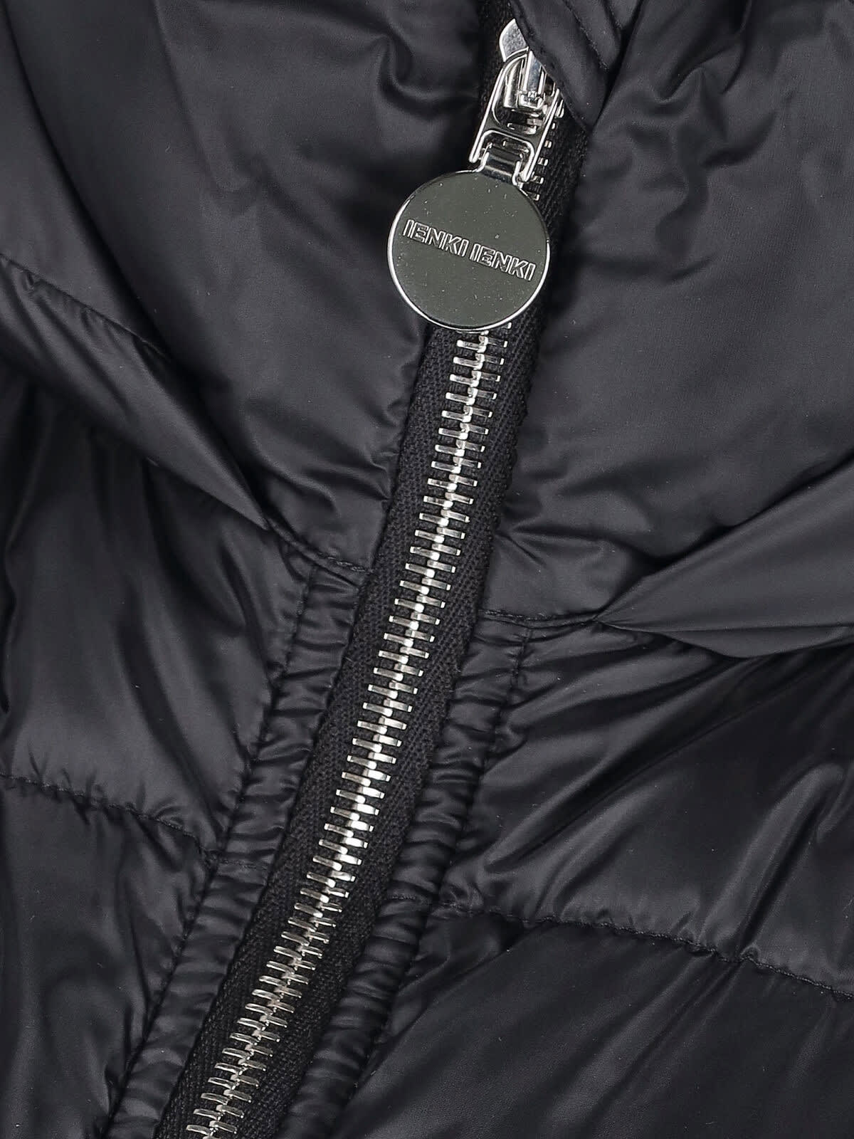 Ienki Ienki Maxi Pyramid Leon Down Jacket In Black