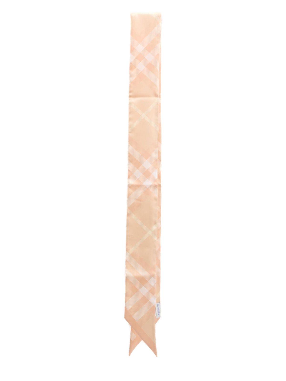 Burberry Vintage Check Pointed-tip Scarf In Pink