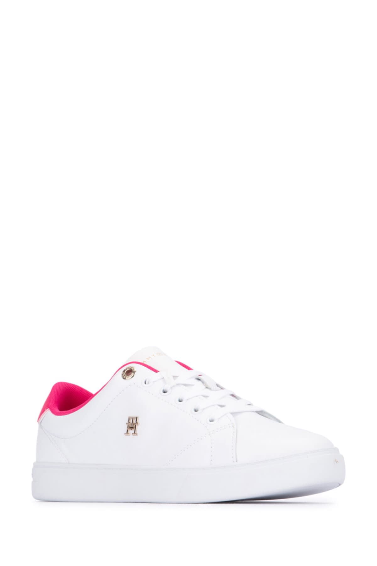 Shop Tommy Hilfiger Sneakers In Whibricerpin