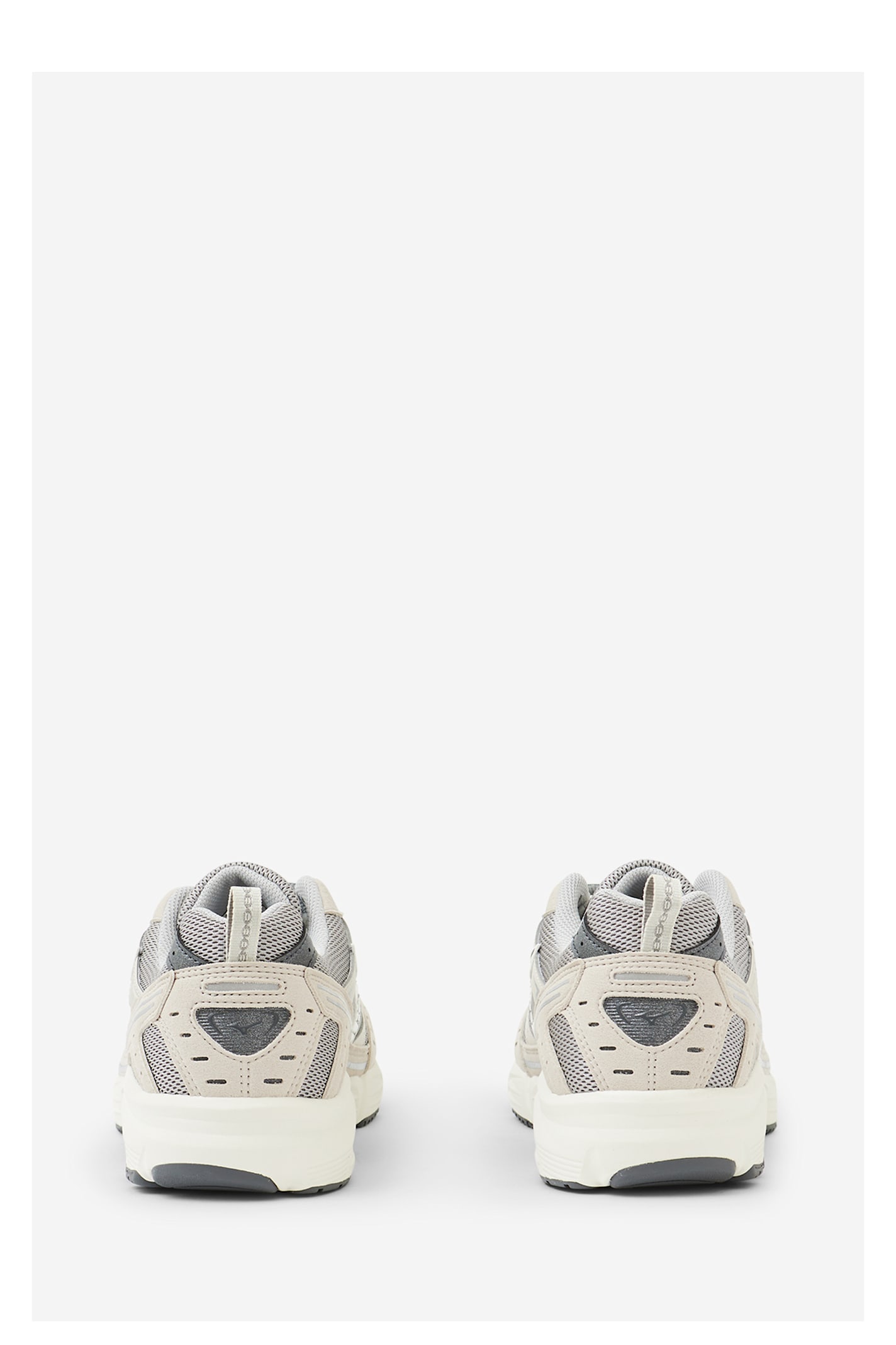 Mizuno Contender Sneakers In White