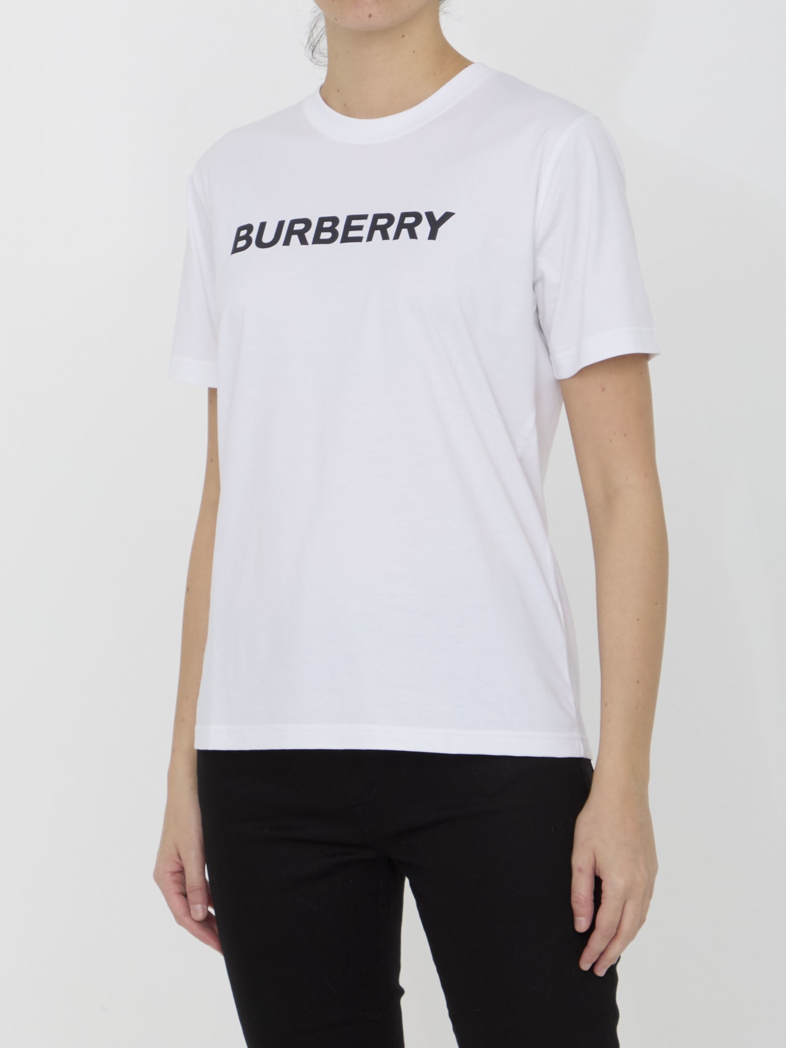 Shop Burberry Logo T-shirt In Bianco