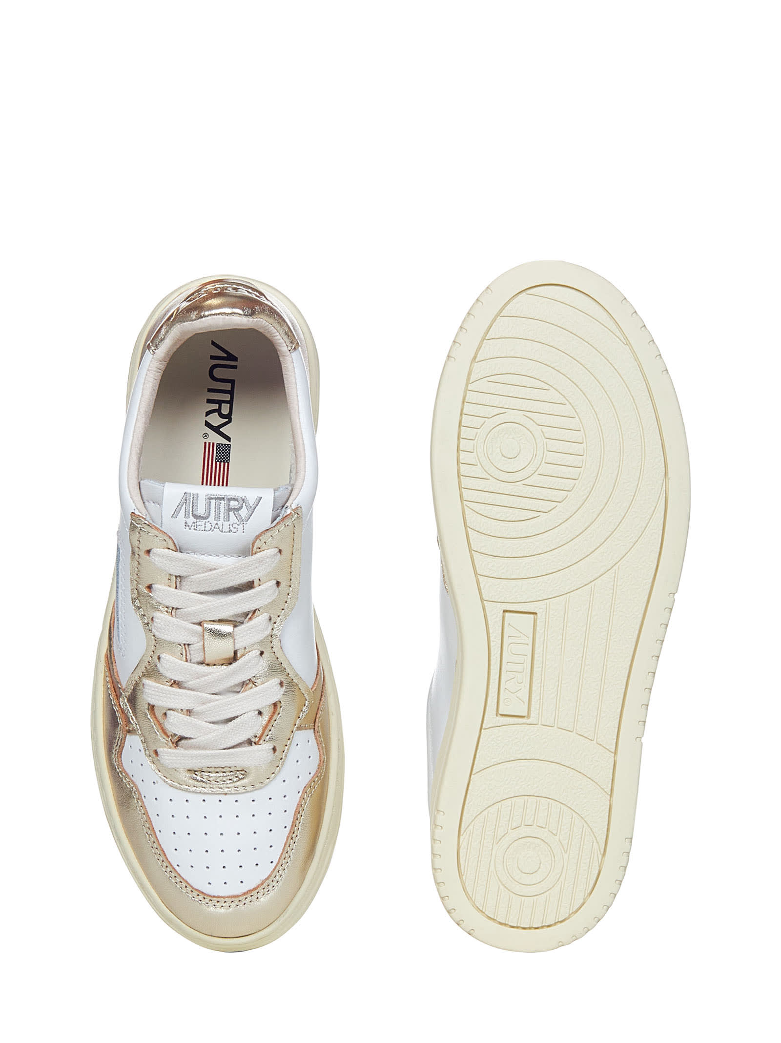 Shop Autry Medalist Low Sneakers In Leat Leat Wht Platinum