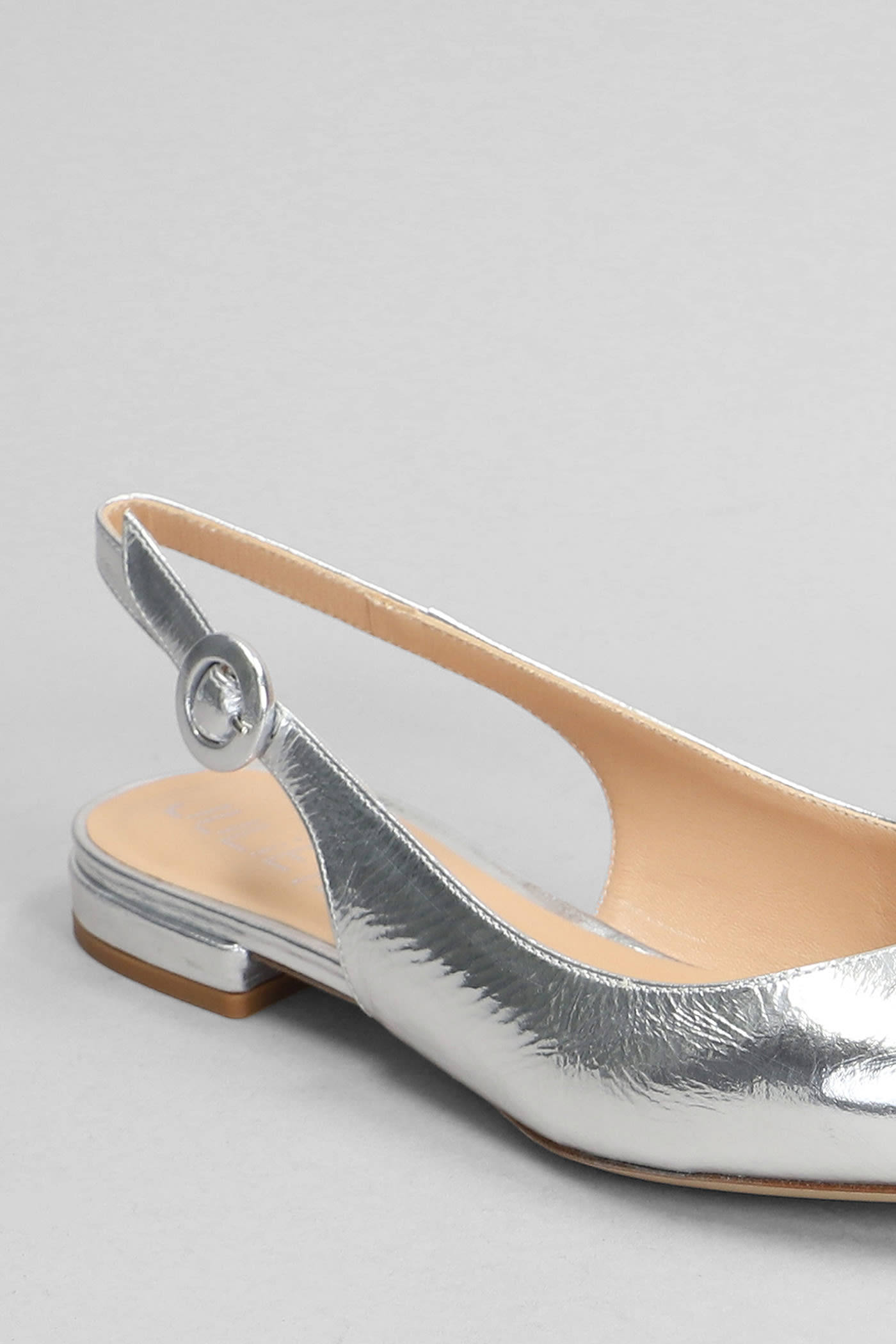 Julie Dee Ballet Flats In Silver Leather In Silver