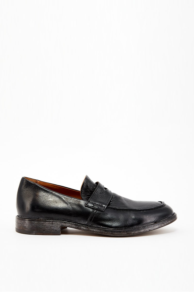 Moma Black Leather Moccasin