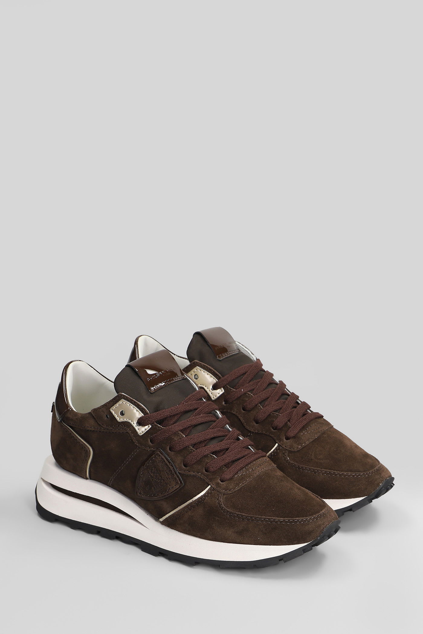 Philippe Model Trop Haute Low Sneakers In Brown Suede In Brown