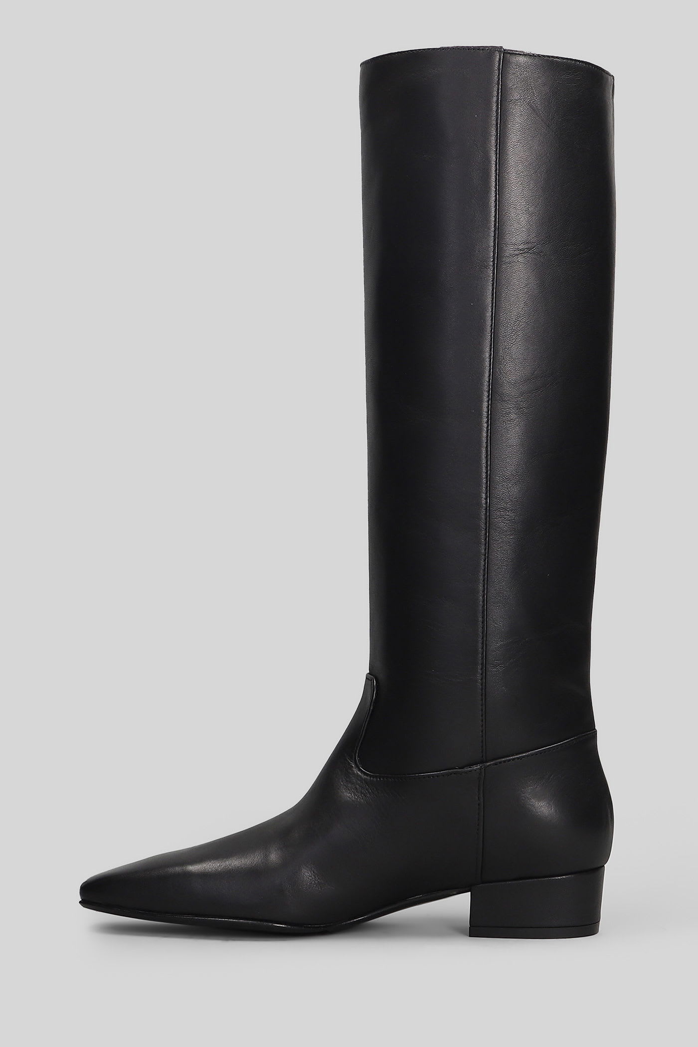 Fabio Rusconi Low Heels Boots In Black Leather In Black